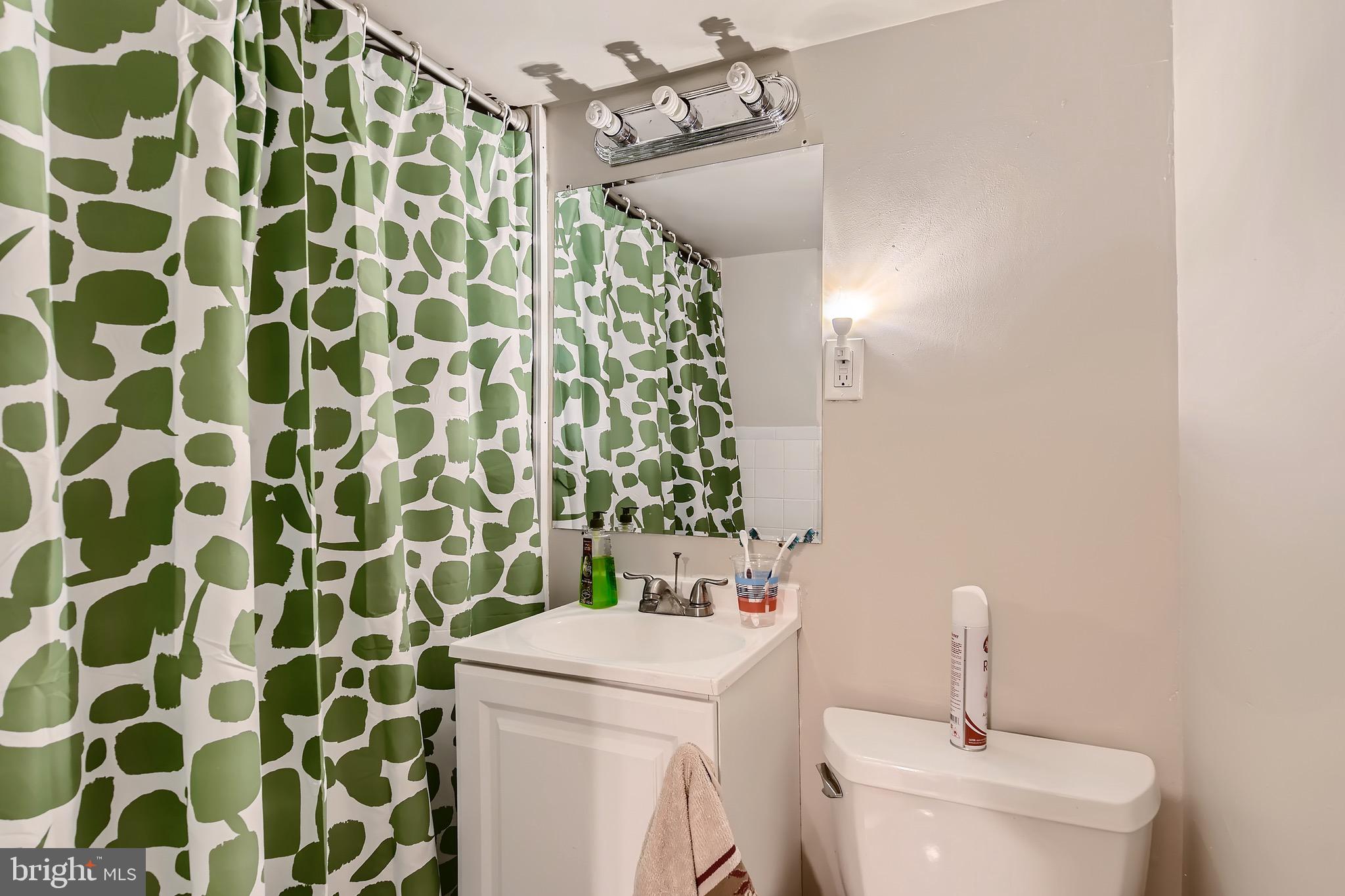 LAURAVILLE HISTORIC DISTRICT - Residential