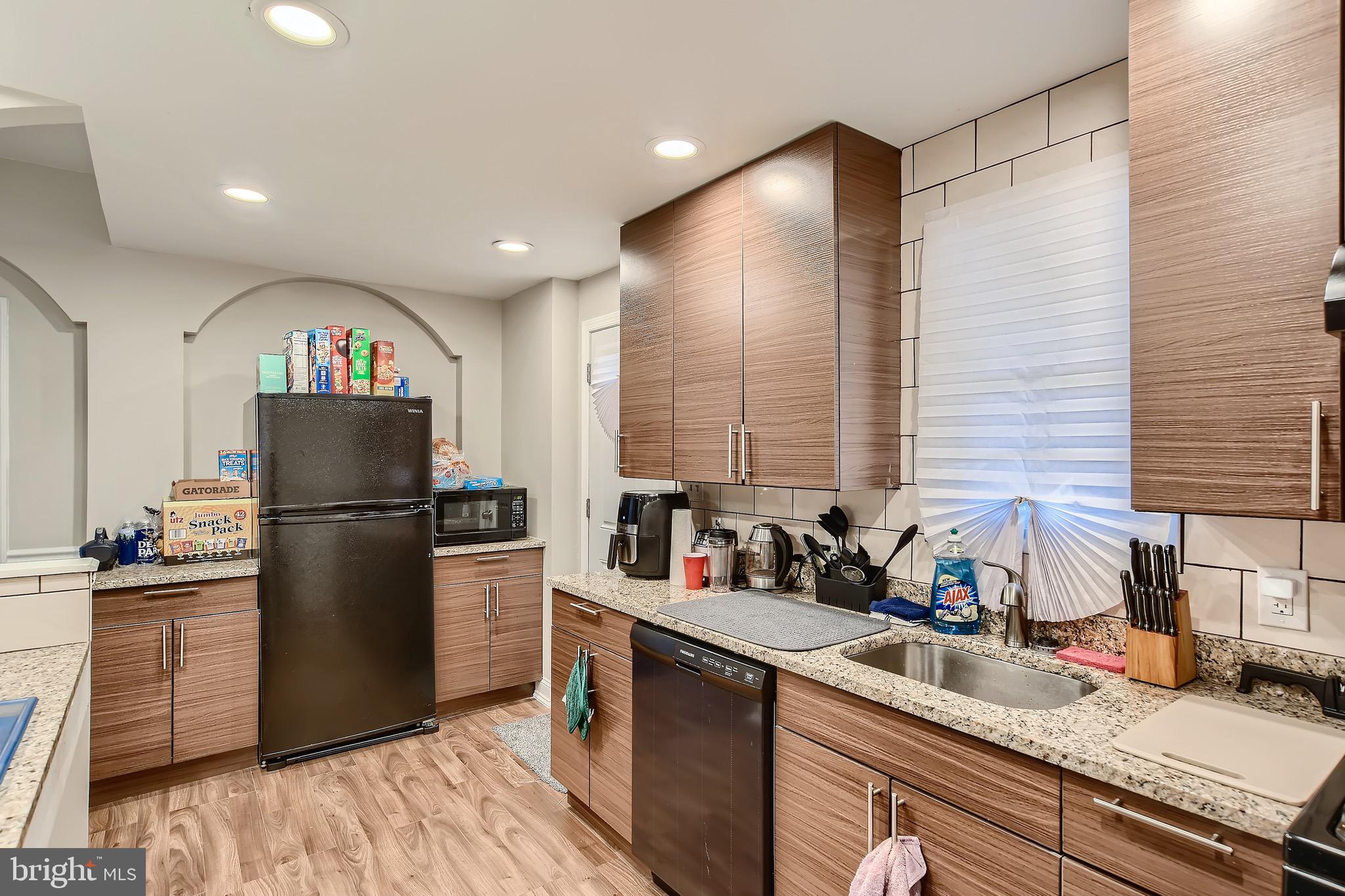 LAURAVILLE HISTORIC DISTRICT - Residential