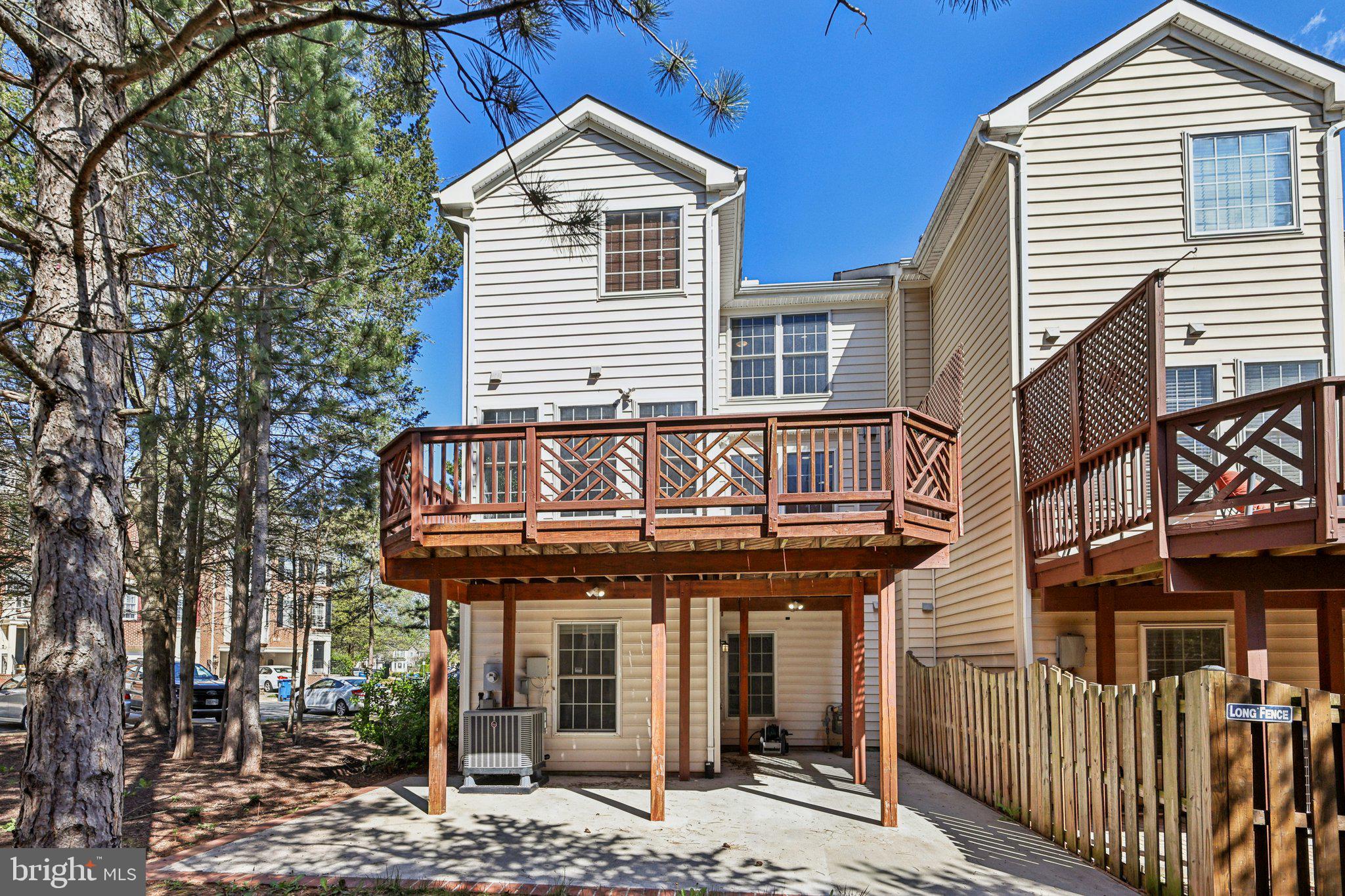 HIGHLAND OAKS - Residential