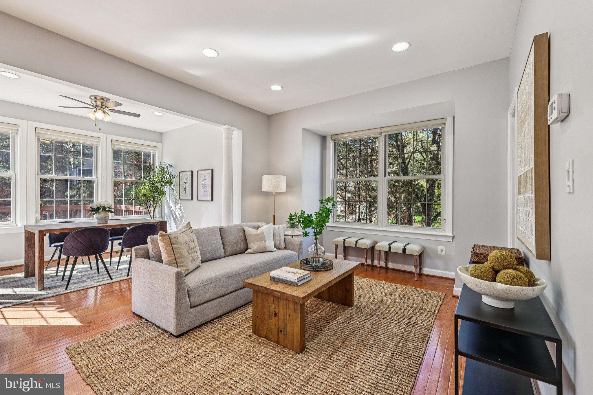 HIGHLAND OAKS - Residential