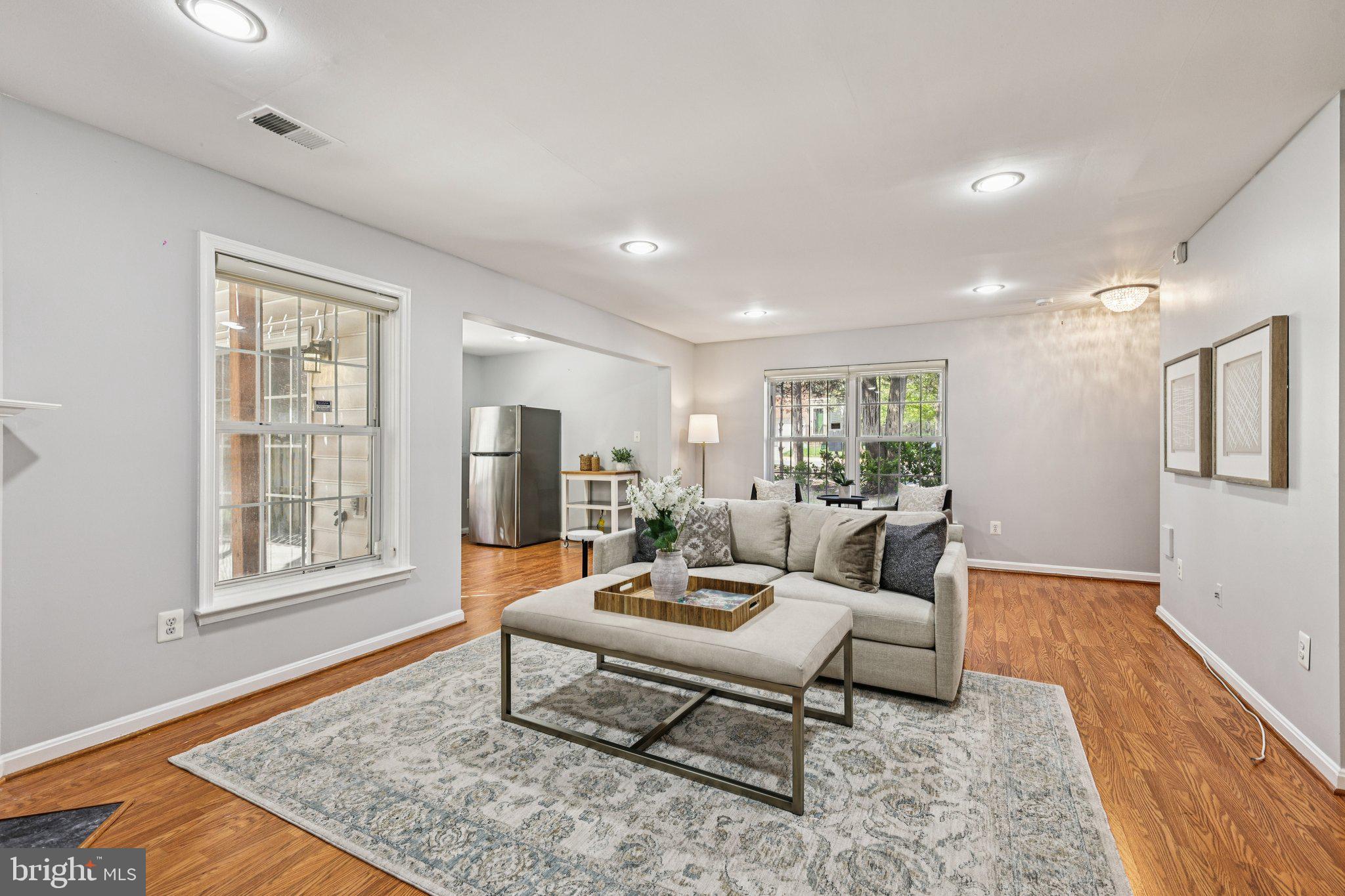 HIGHLAND OAKS - Residential