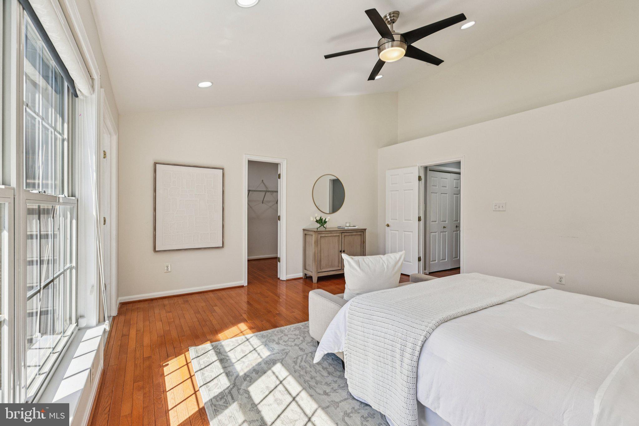 HIGHLAND OAKS - Residential