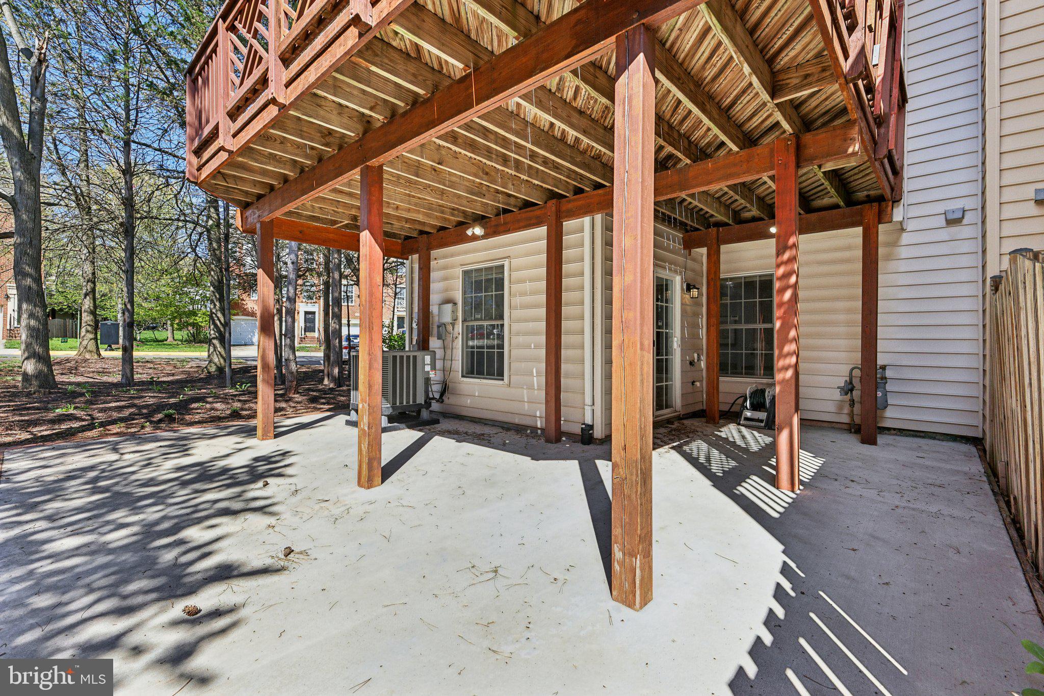 HIGHLAND OAKS - Residential