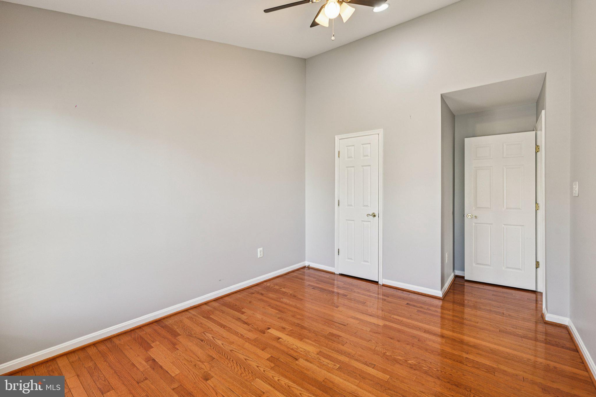 HIGHLAND OAKS - Residential