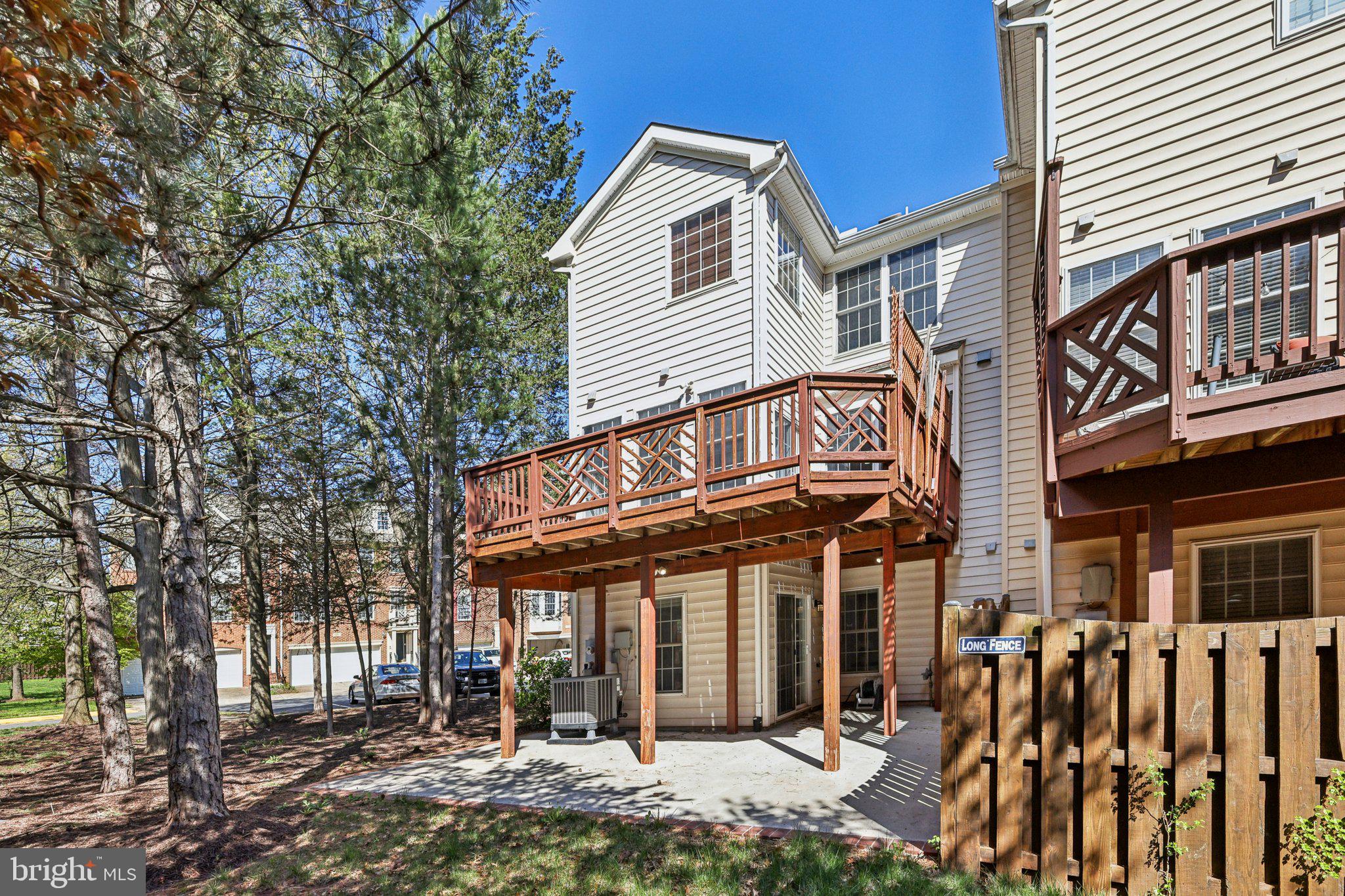 HIGHLAND OAKS - Residential