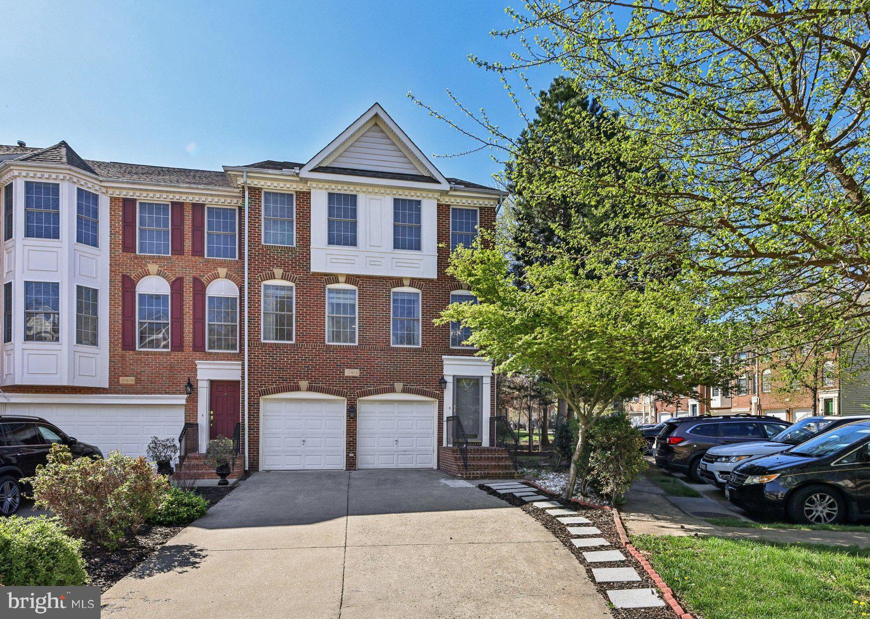 HIGHLAND OAKS - Residential