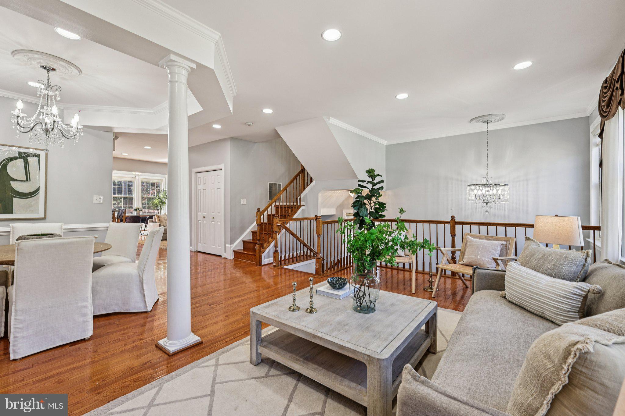 HIGHLAND OAKS - Residential