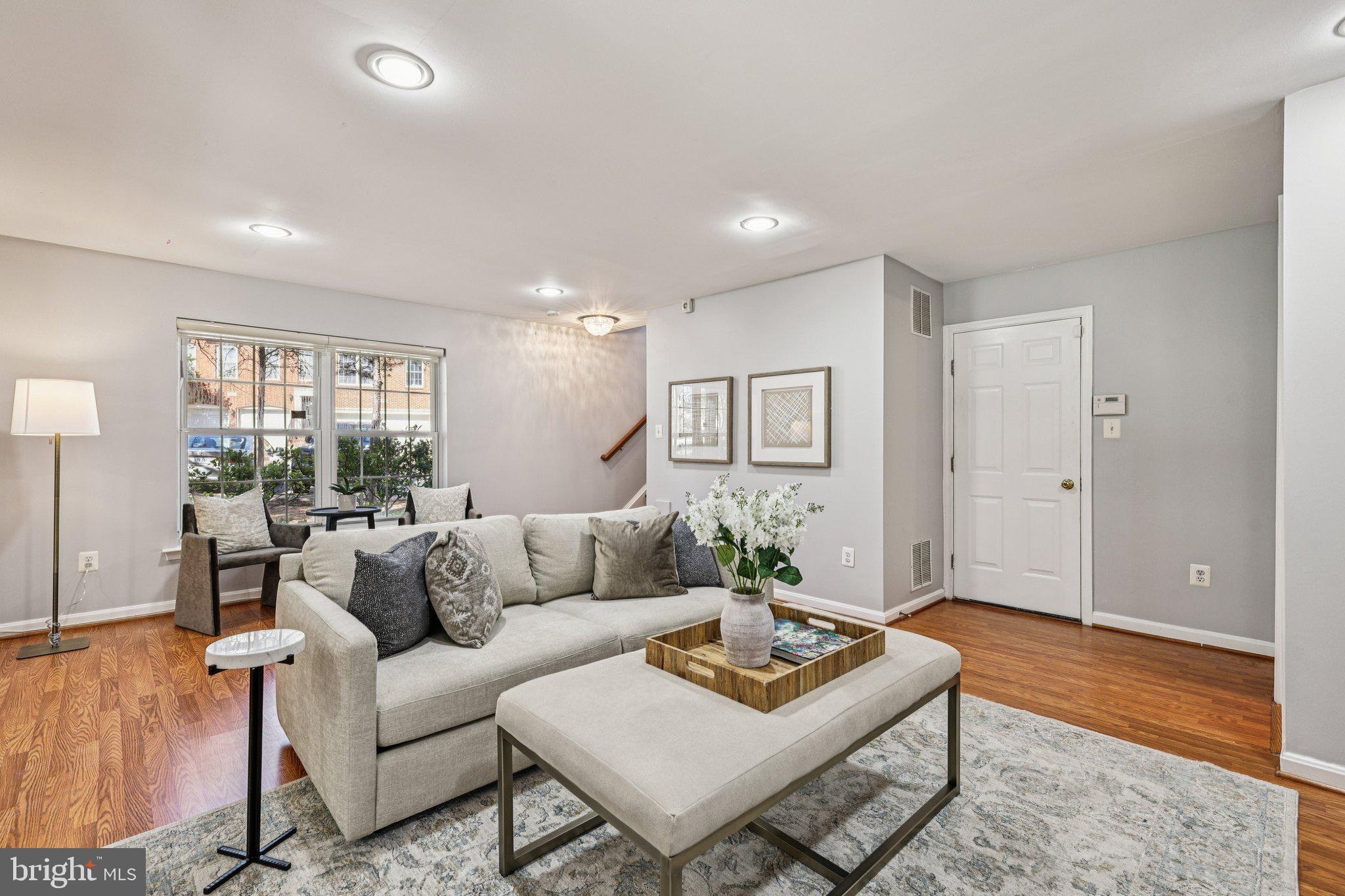 HIGHLAND OAKS - Residential