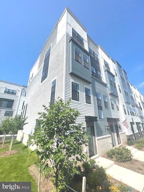 14431 GLEN MANOR DRIVE