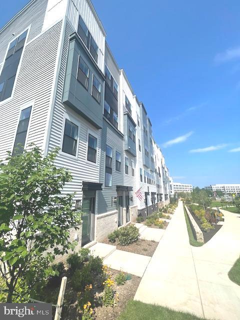 14431 GLEN MANOR DRIVE