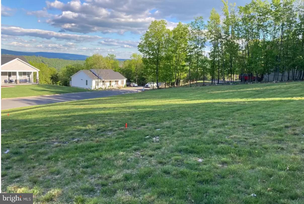 THE POINTE ON HAYSTACK - Land