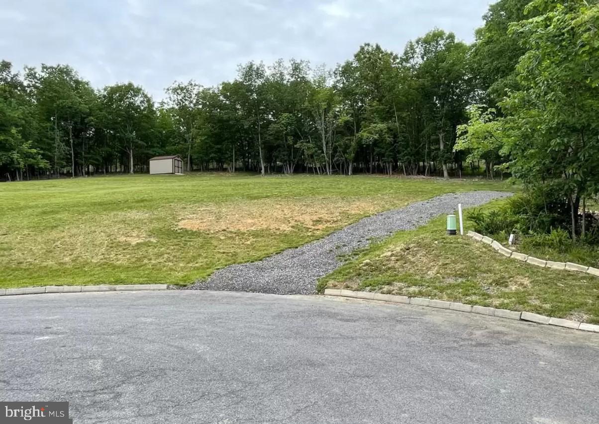 THE POINTE ON HAYSTACK - Land