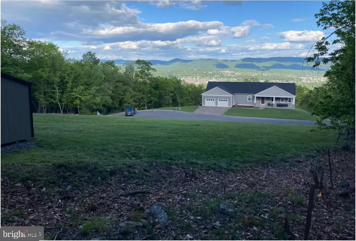 THE POINTE ON HAYSTACK - Land