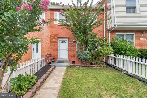 4136 FERRARA TERRACE WOODBRIDGE VA 22193