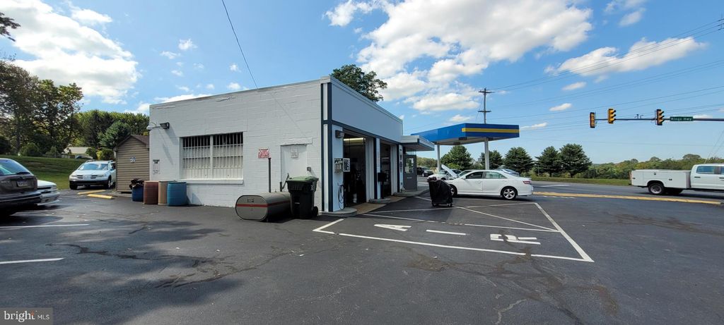 Photo of 1900 E Kings Highway, COATESVILLE, PA 19320 (MLS # PACT2109560)