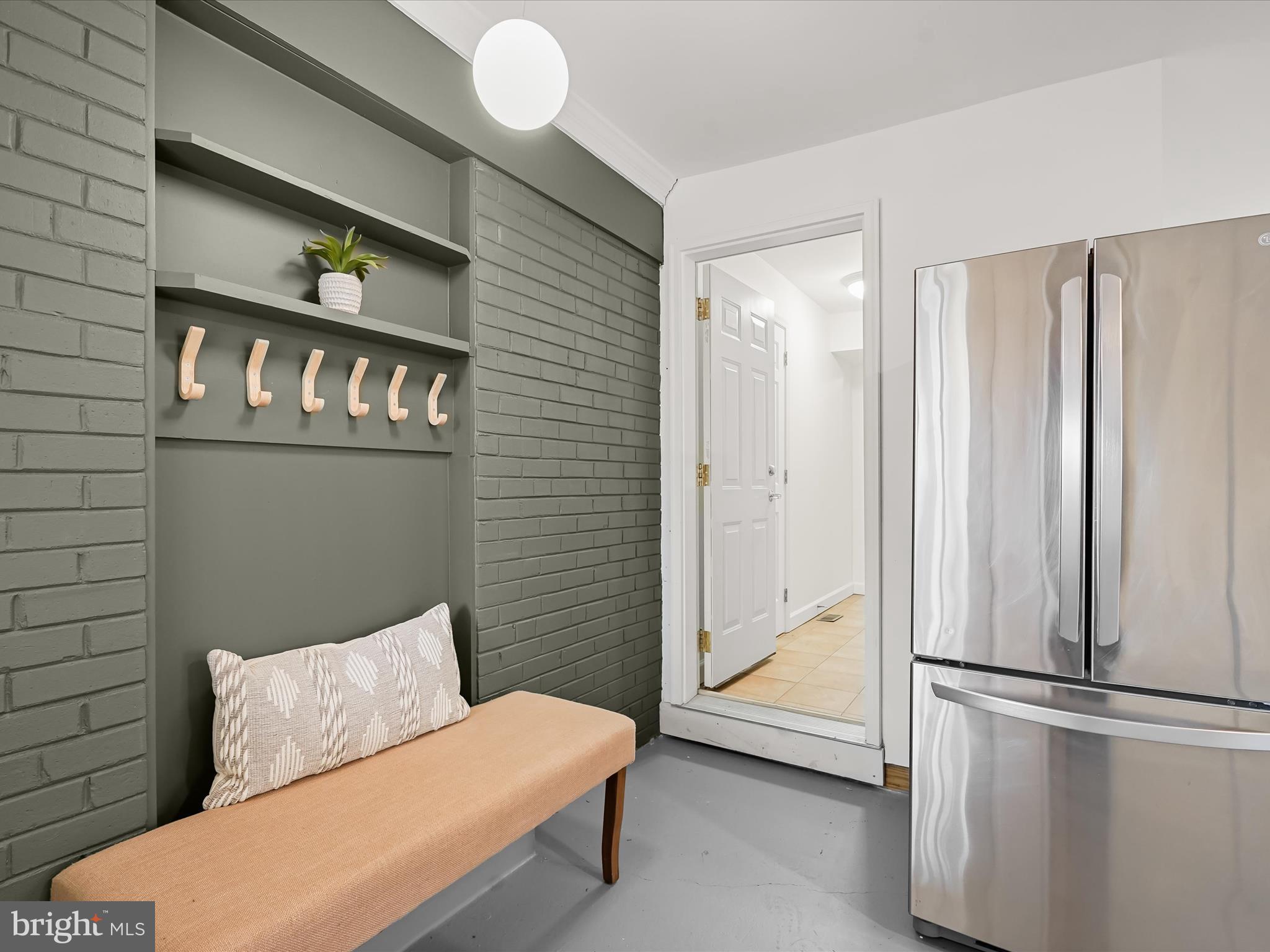 MANTUA - Residential