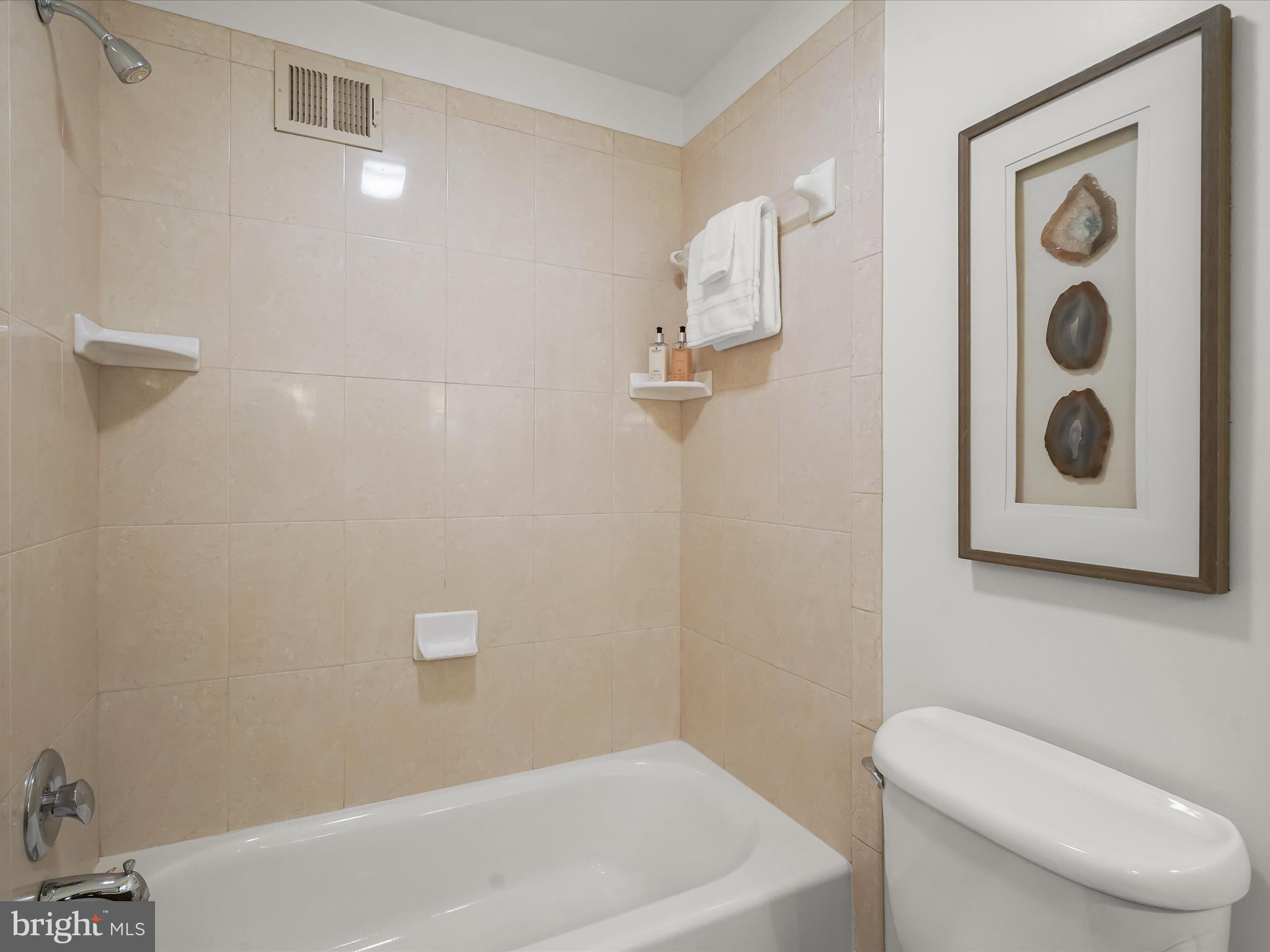 MANTUA - Residential