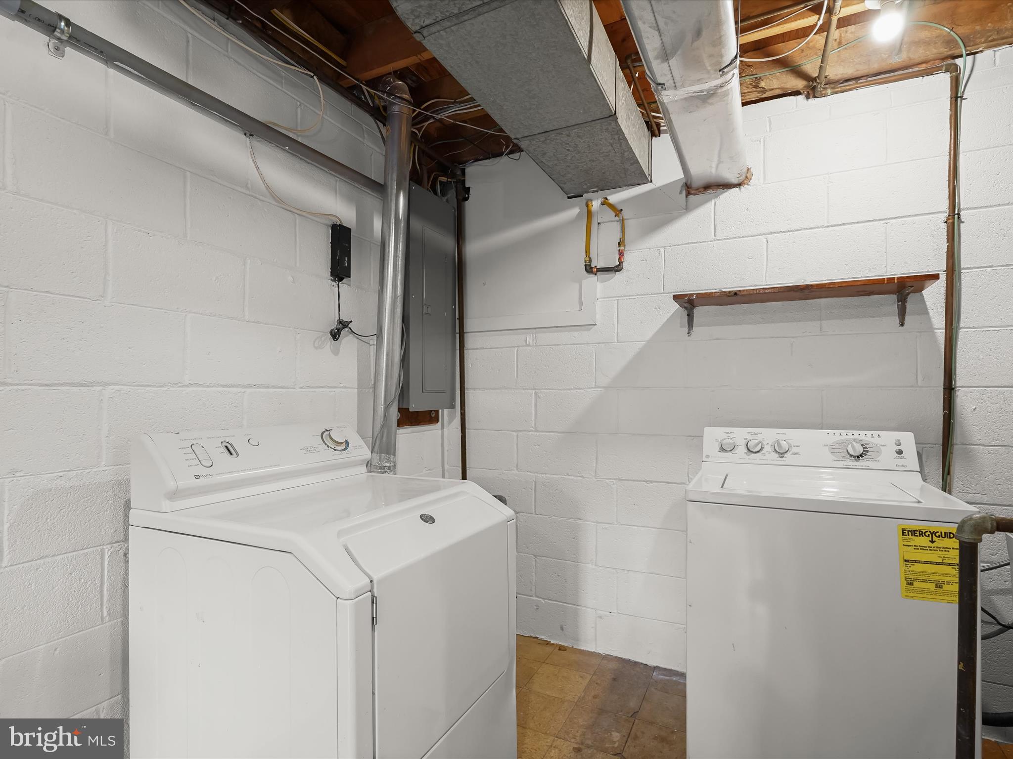 MANTUA - Residential