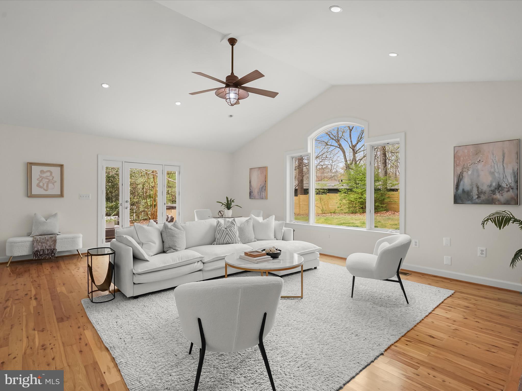 MANTUA - Residential