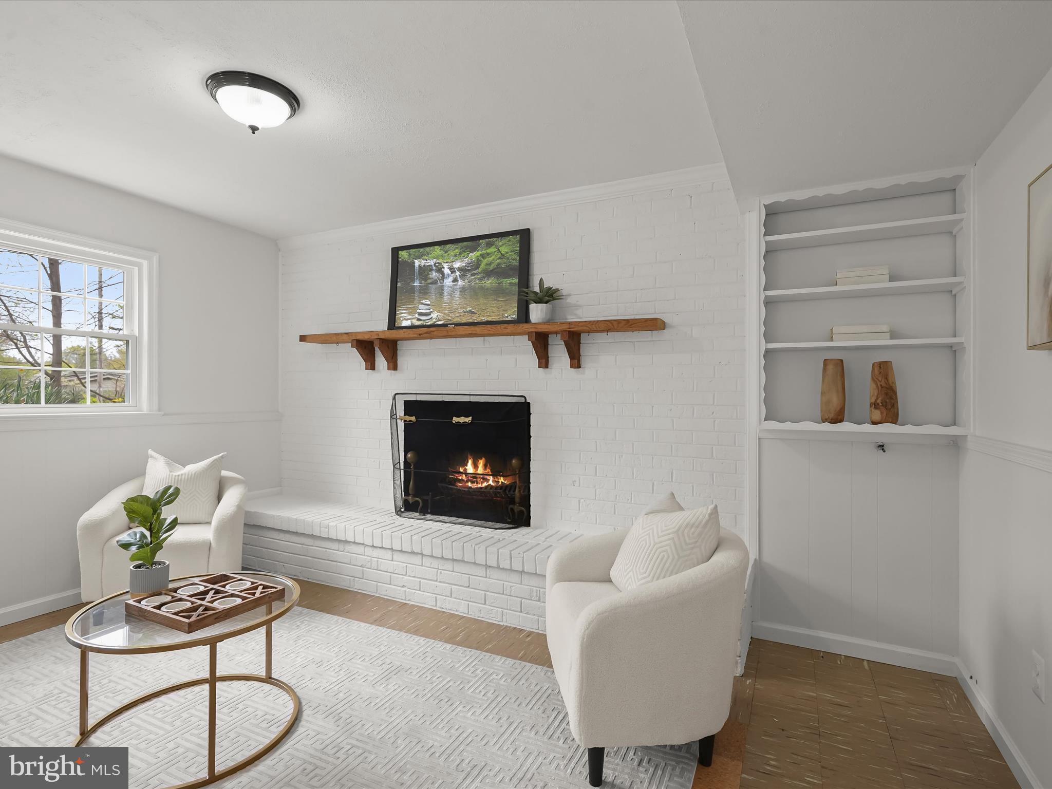 MANTUA - Residential