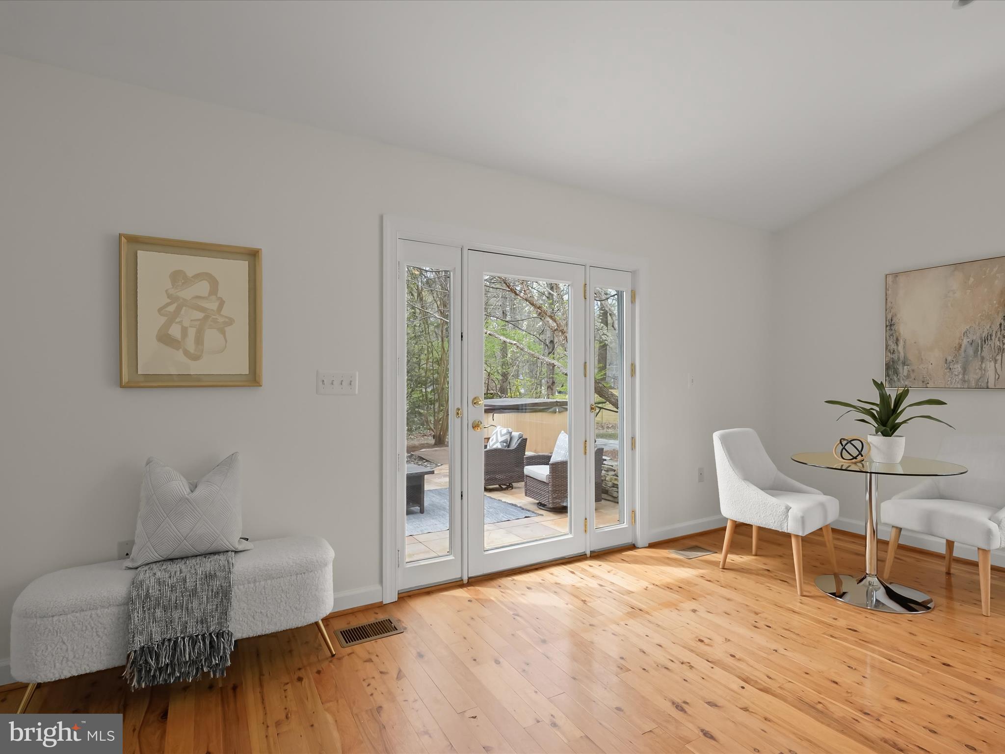 MANTUA - Residential