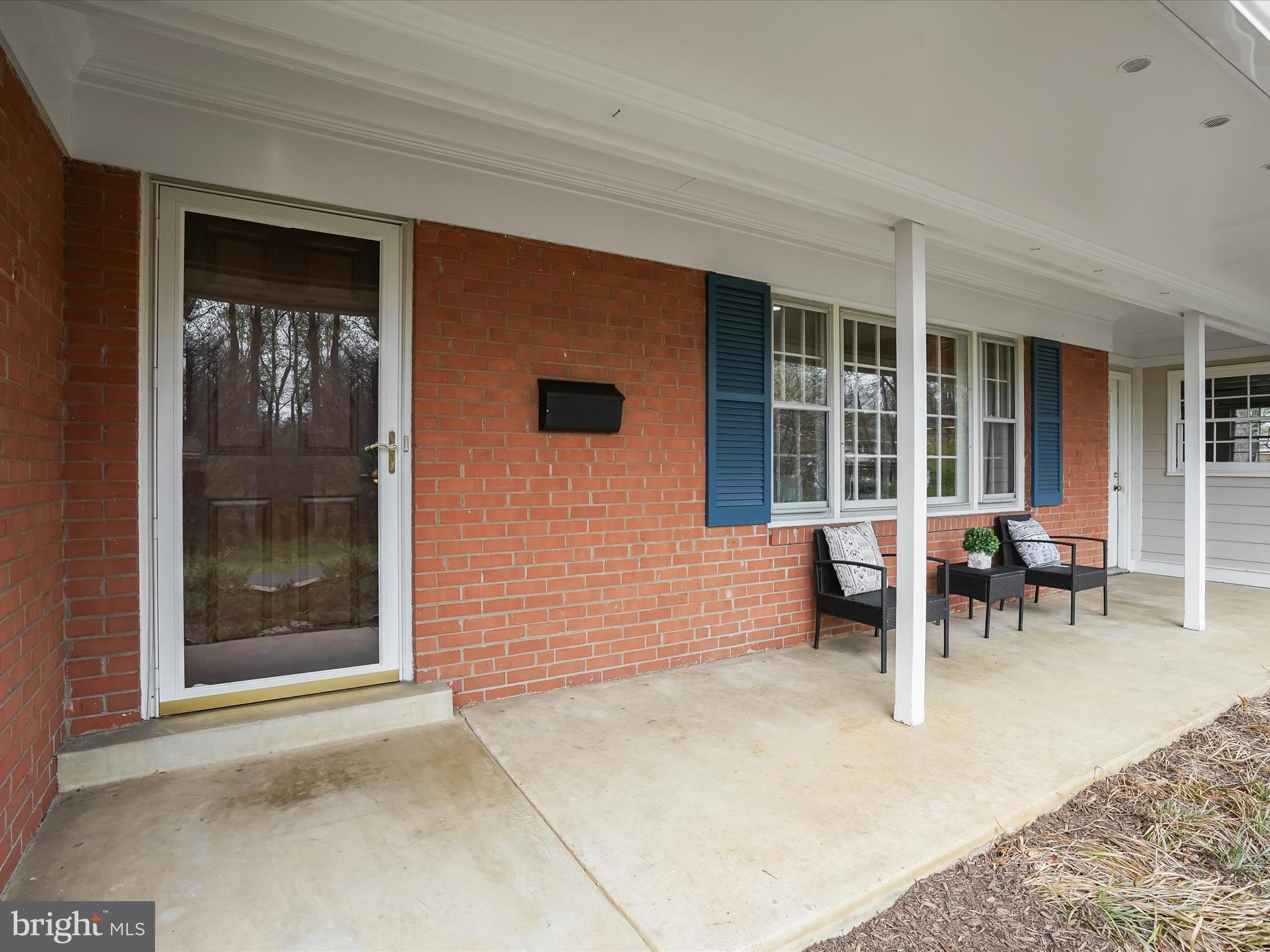 MANTUA - Residential