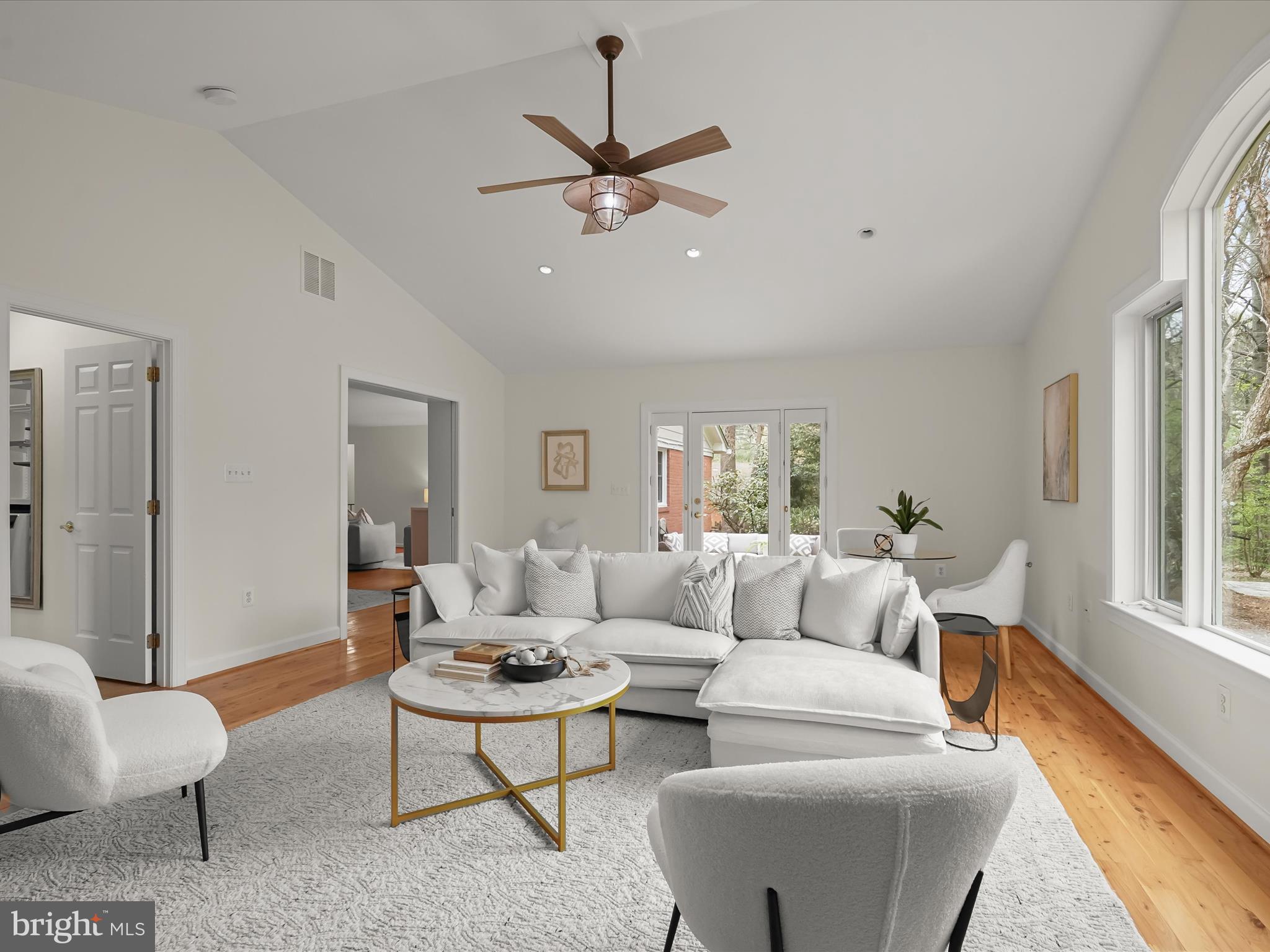 MANTUA - Residential