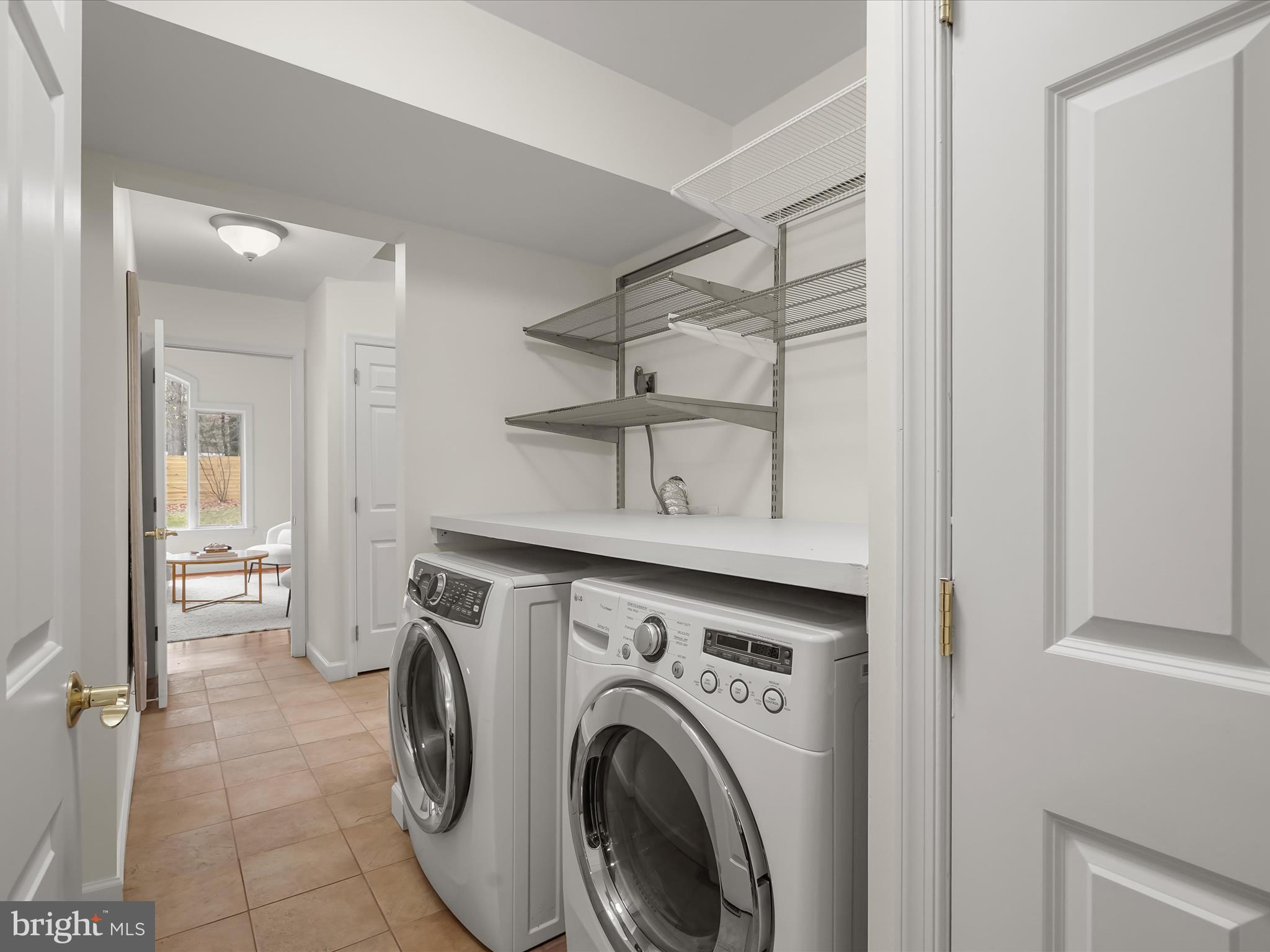 MANTUA - Residential