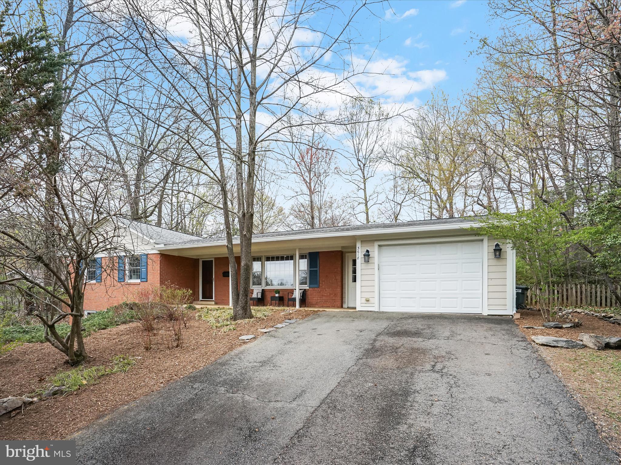 MANTUA - Residential