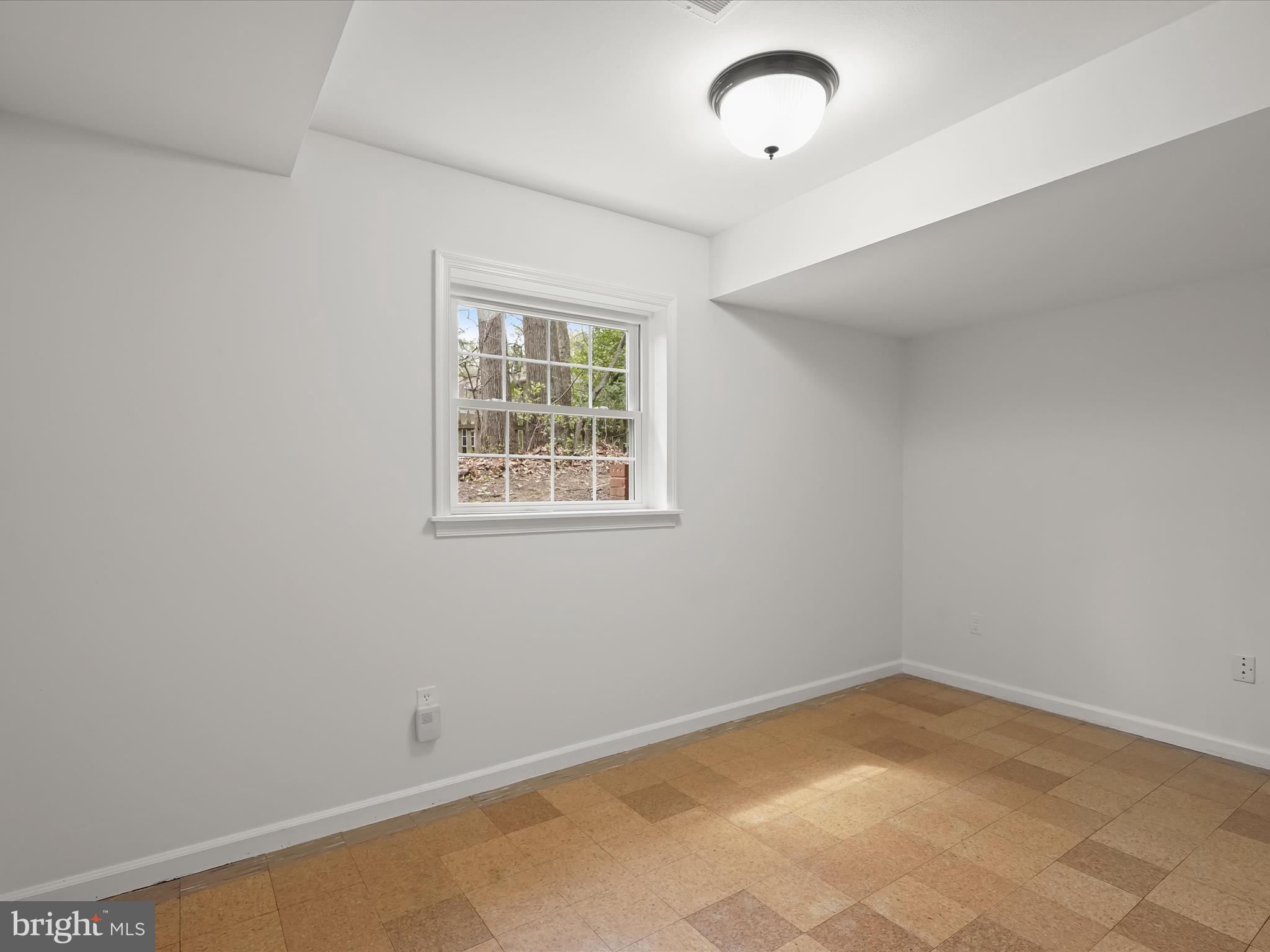 MANTUA - Residential