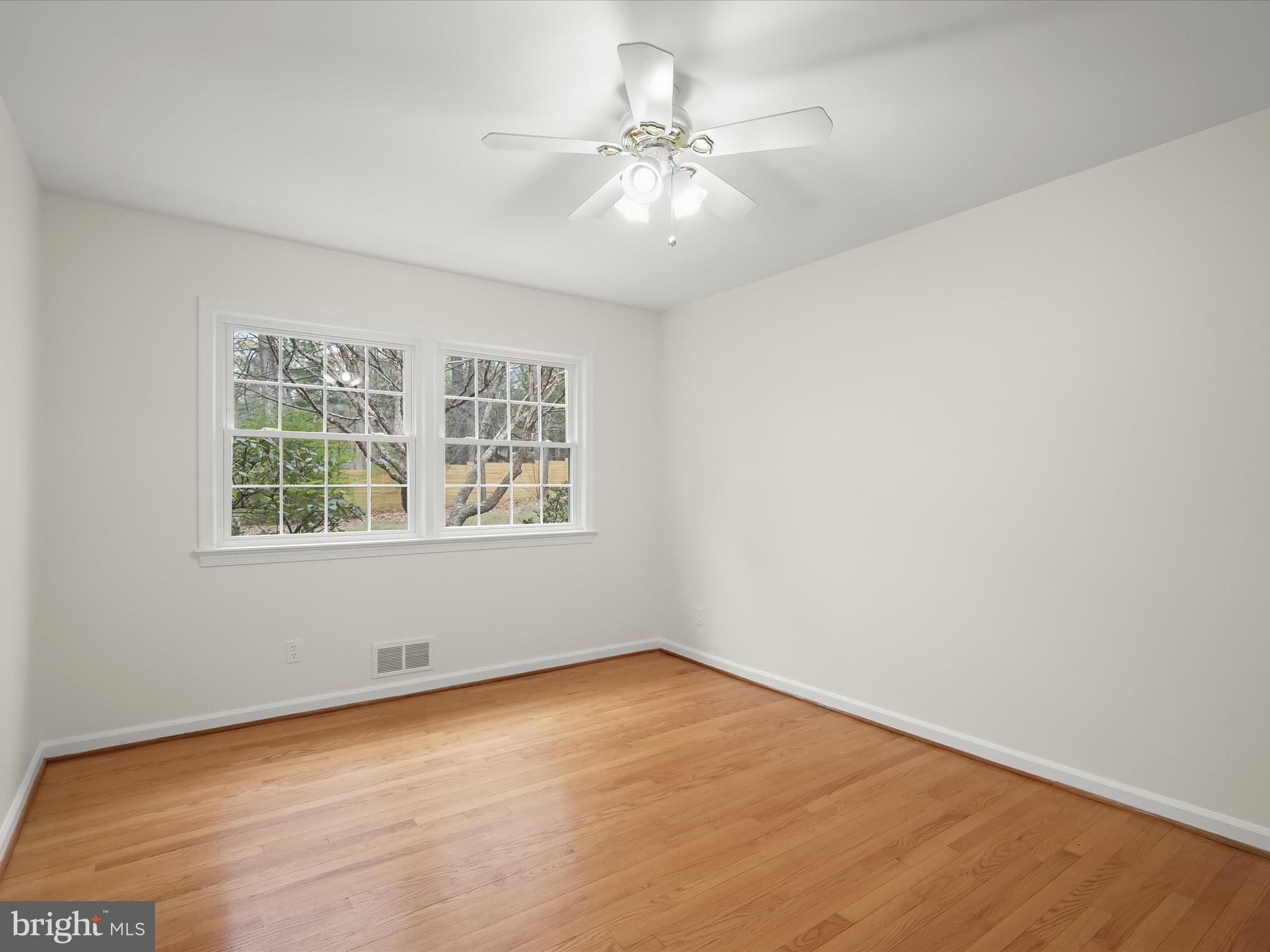 MANTUA - Residential