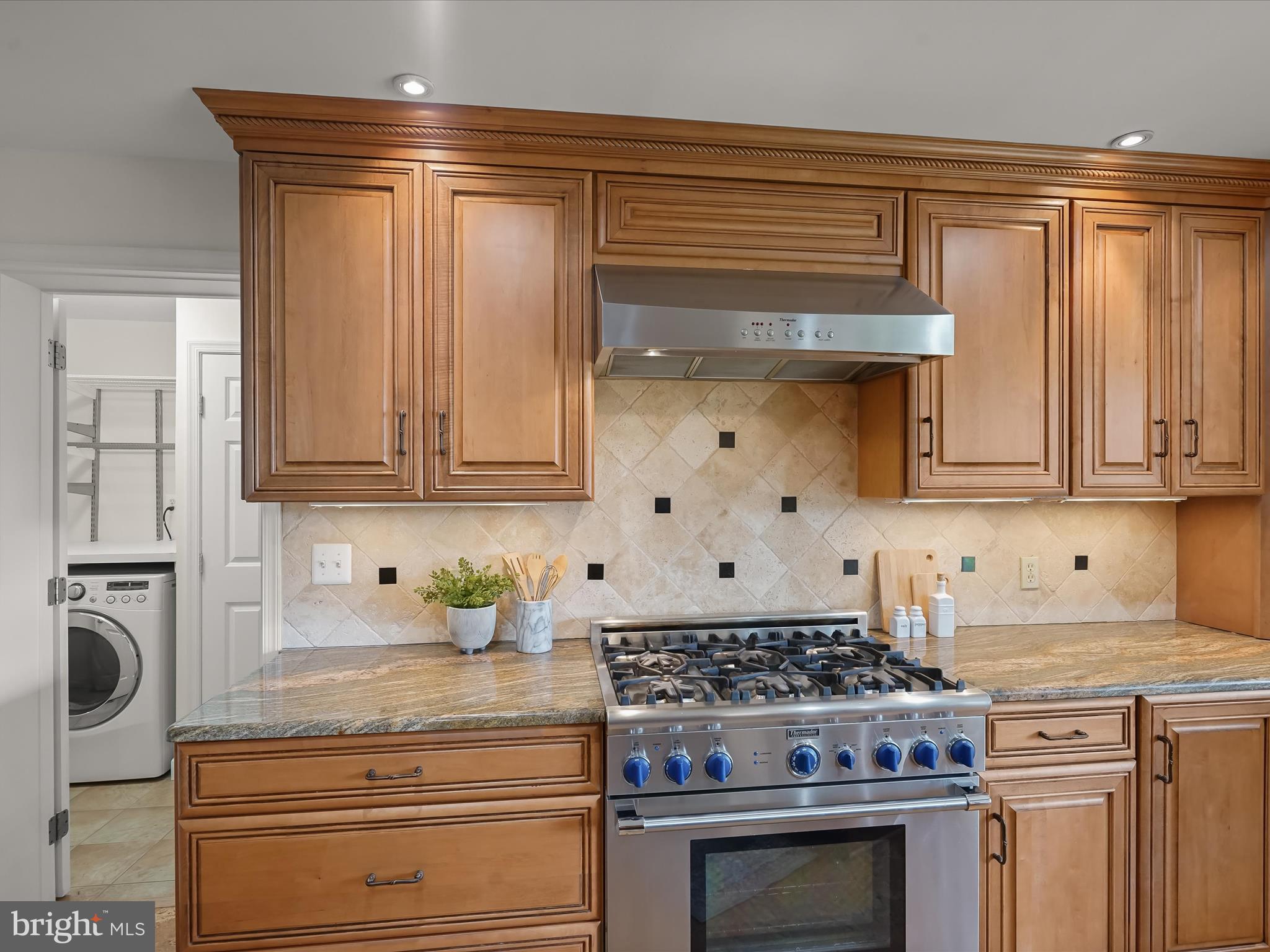 MANTUA - Residential