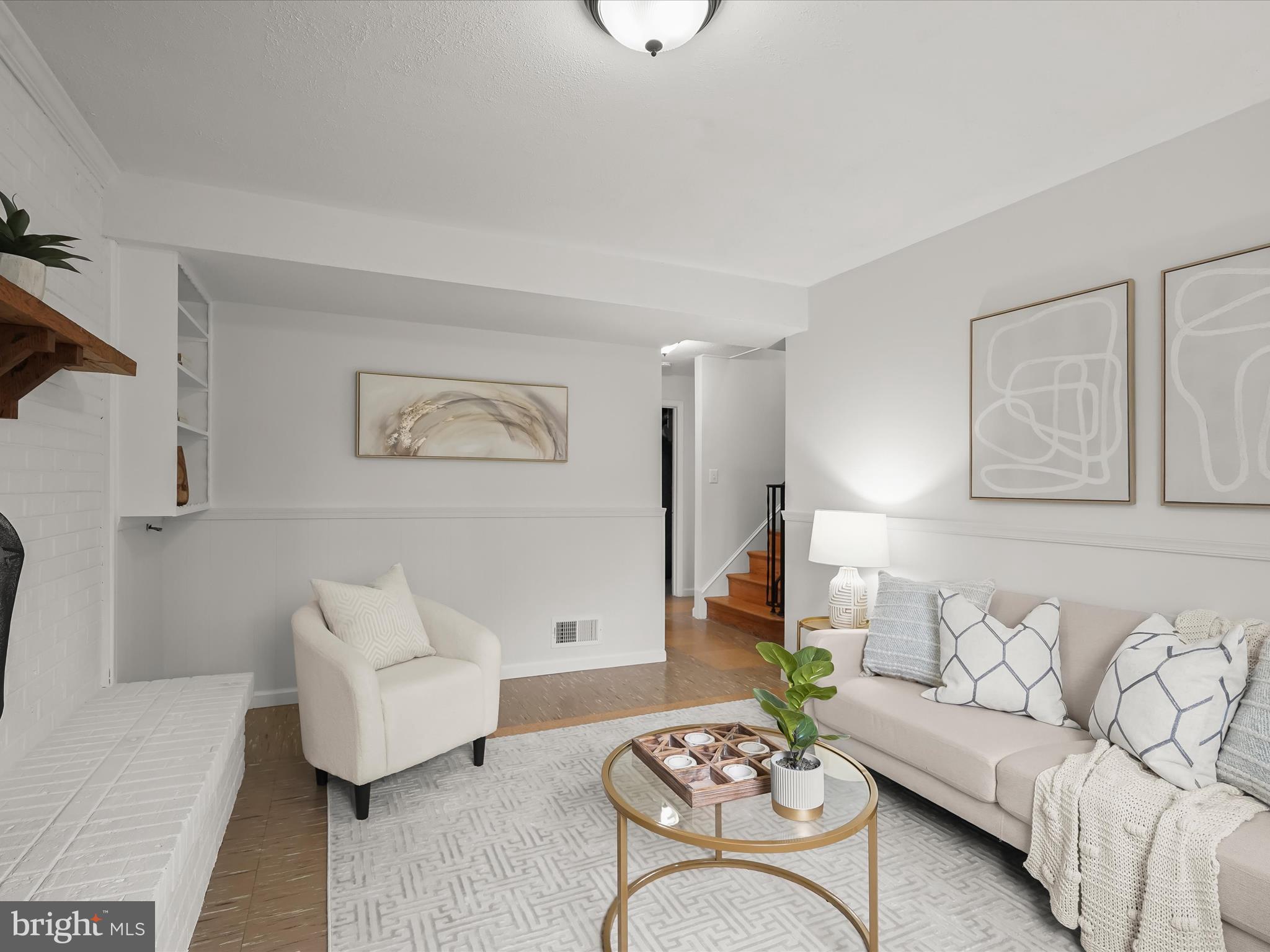 MANTUA - Residential