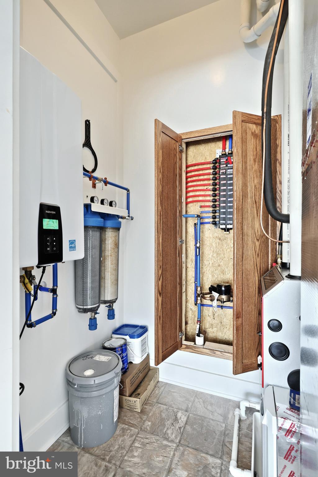 MAYBERRY AT MASON DIXON - Residential