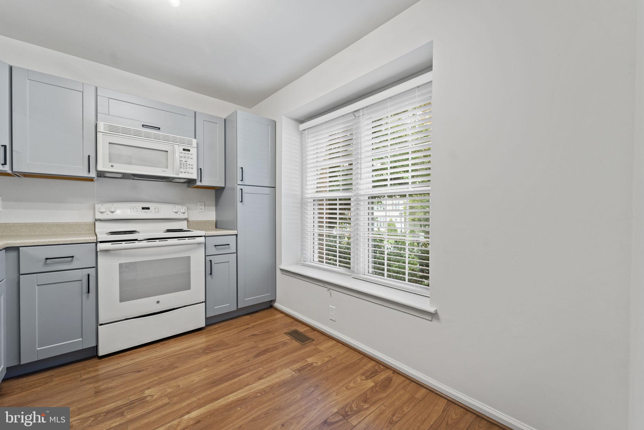 WOODSTREAM - Residential Lease