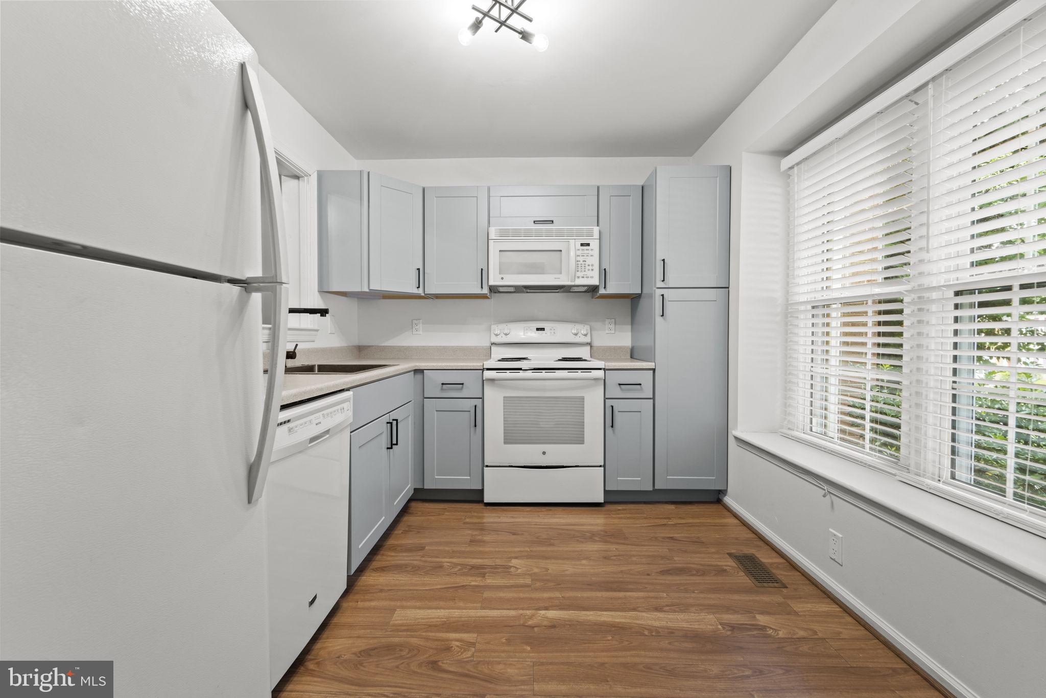 WOODSTREAM - Residential Lease