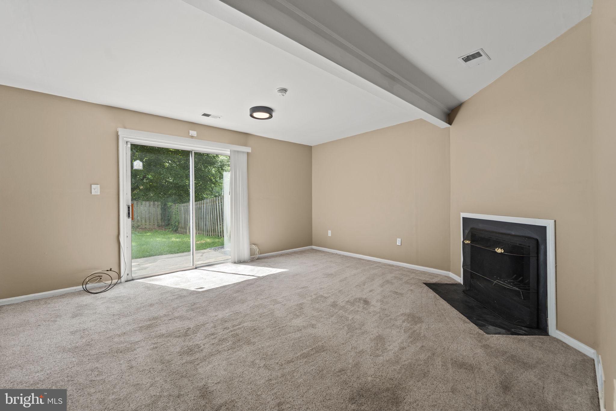 WOODSTREAM - Residential Lease