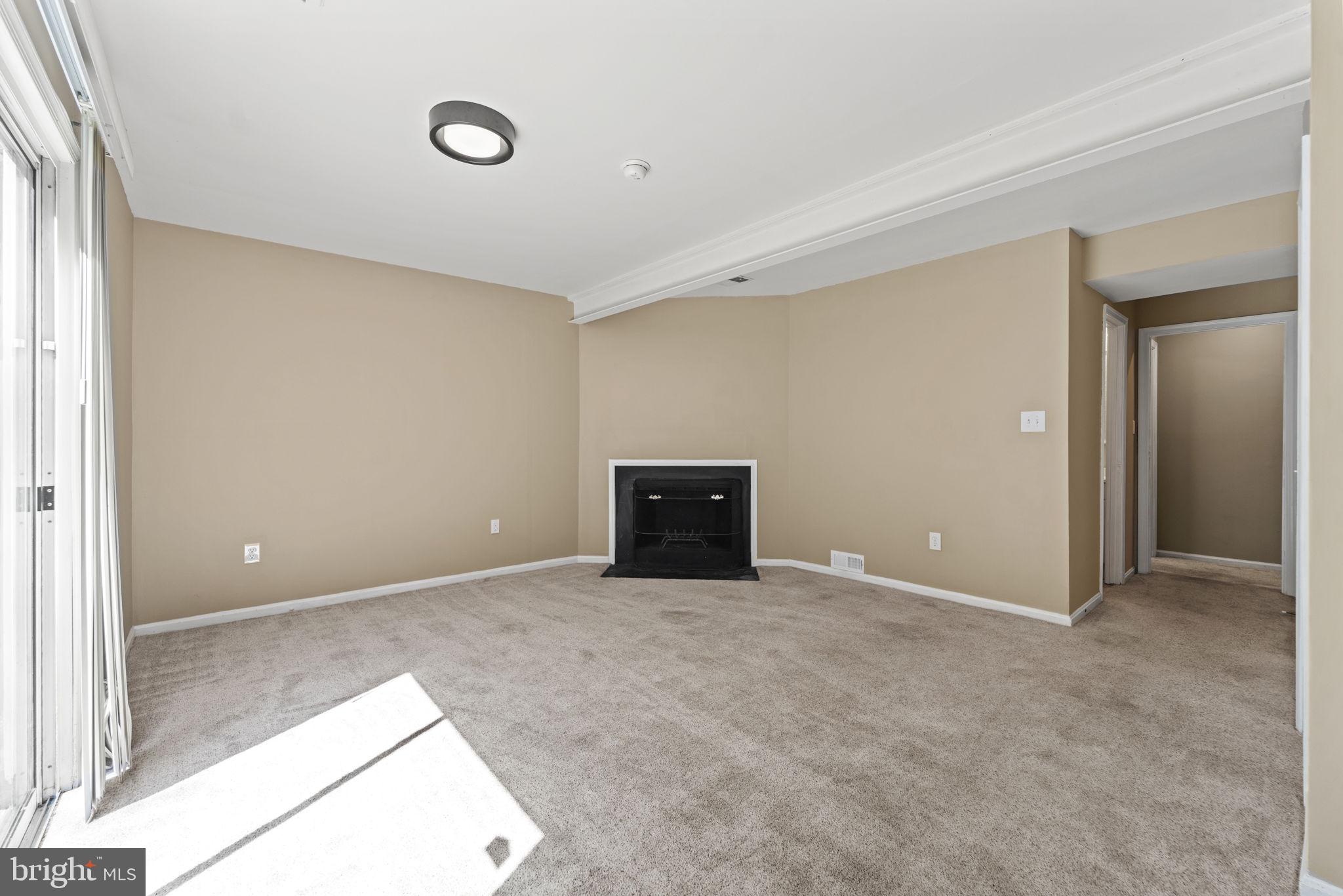 WOODSTREAM - Residential Lease