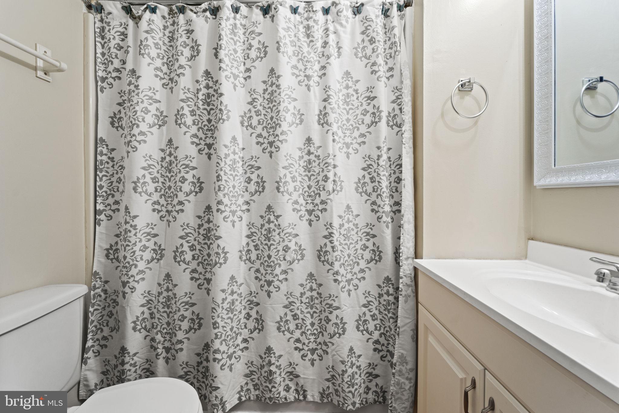 WOODSTREAM - Residential Lease