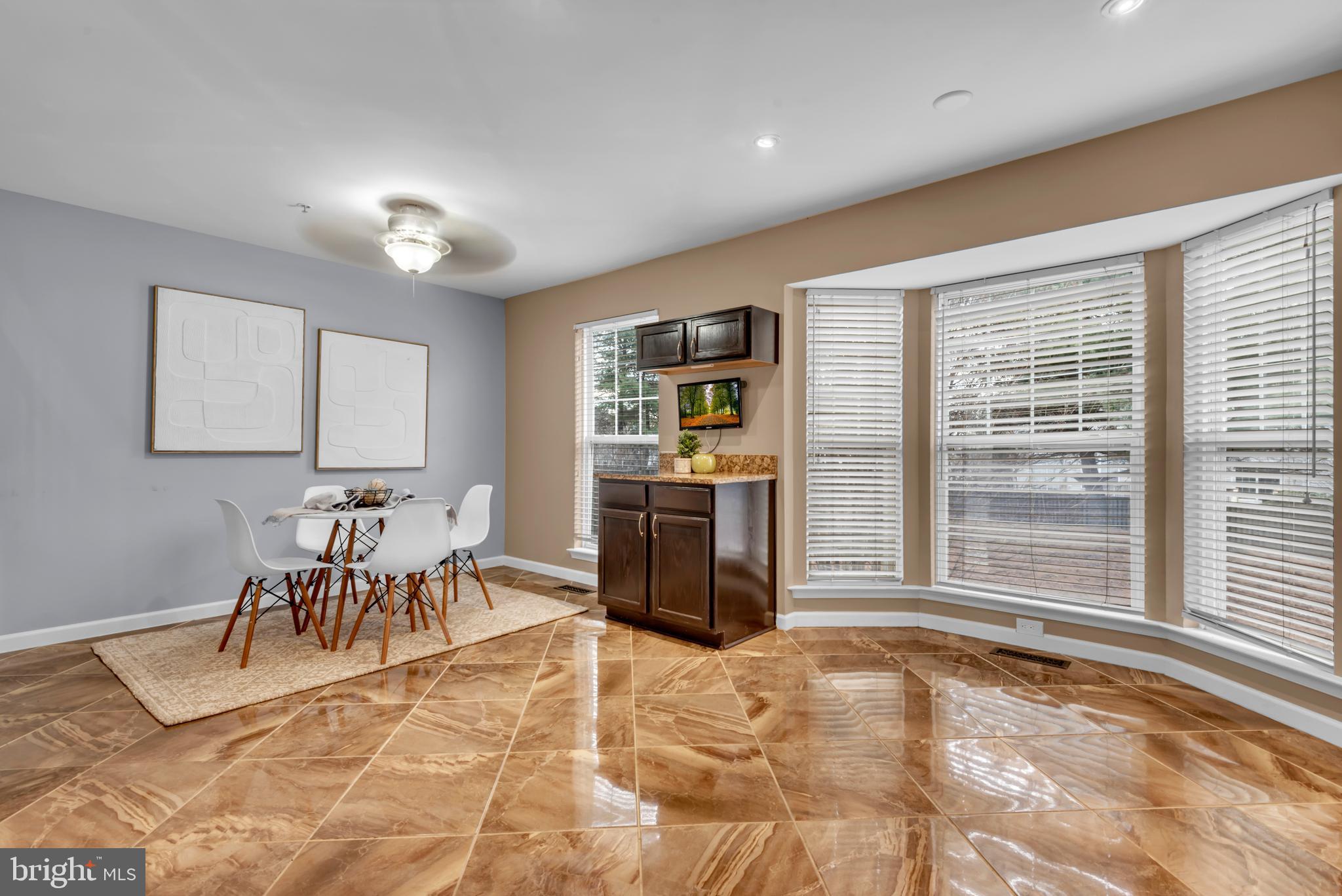 KINGSVIEW - Residential