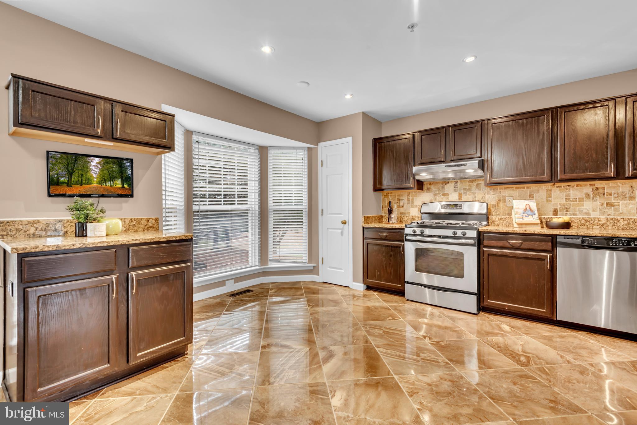 KINGSVIEW - Residential