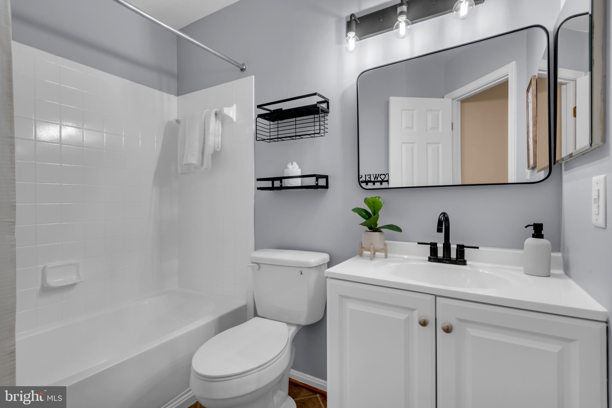 KINGSVIEW - Residential