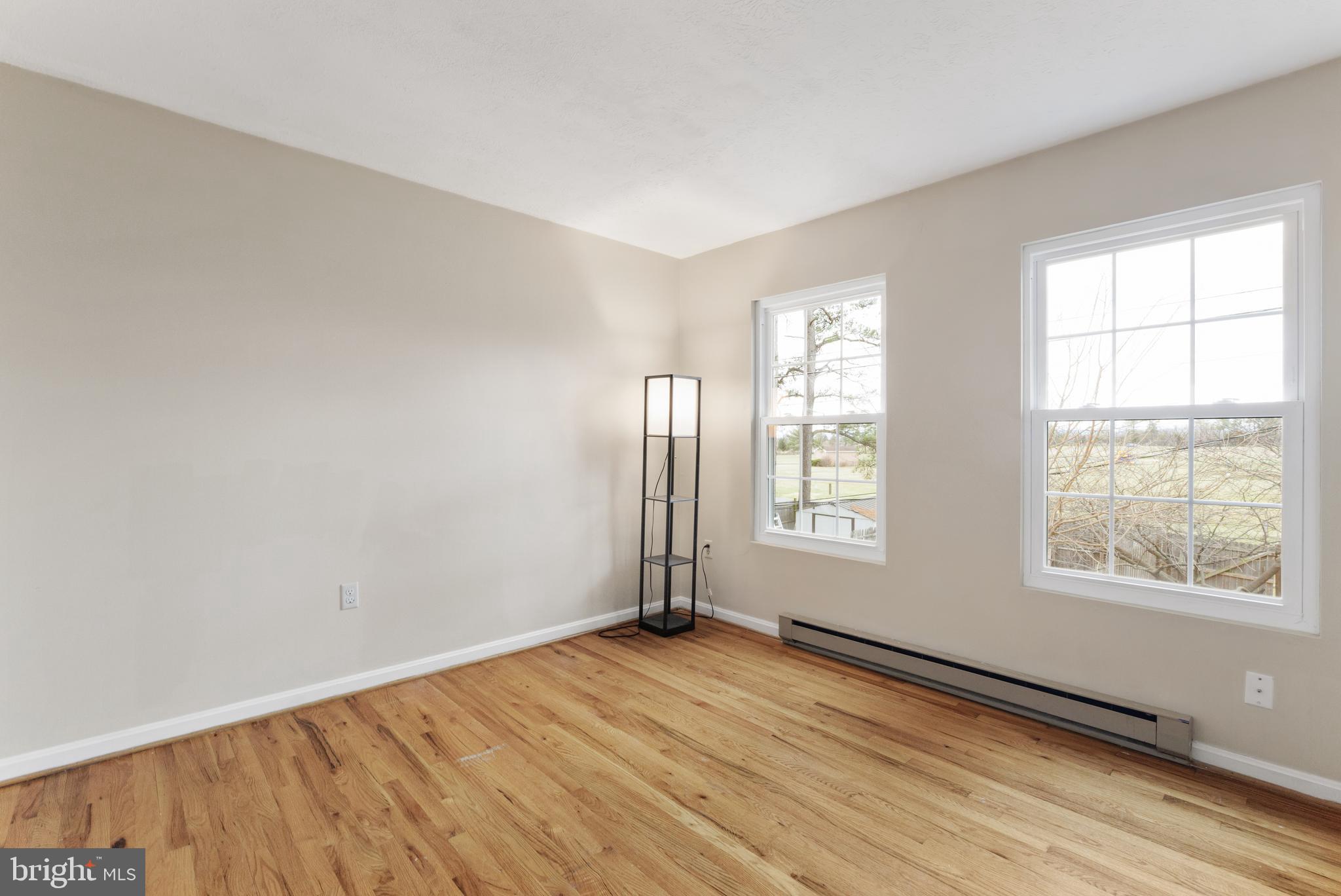 FREDERICKTOWNE TOWNHOUSE - Residential