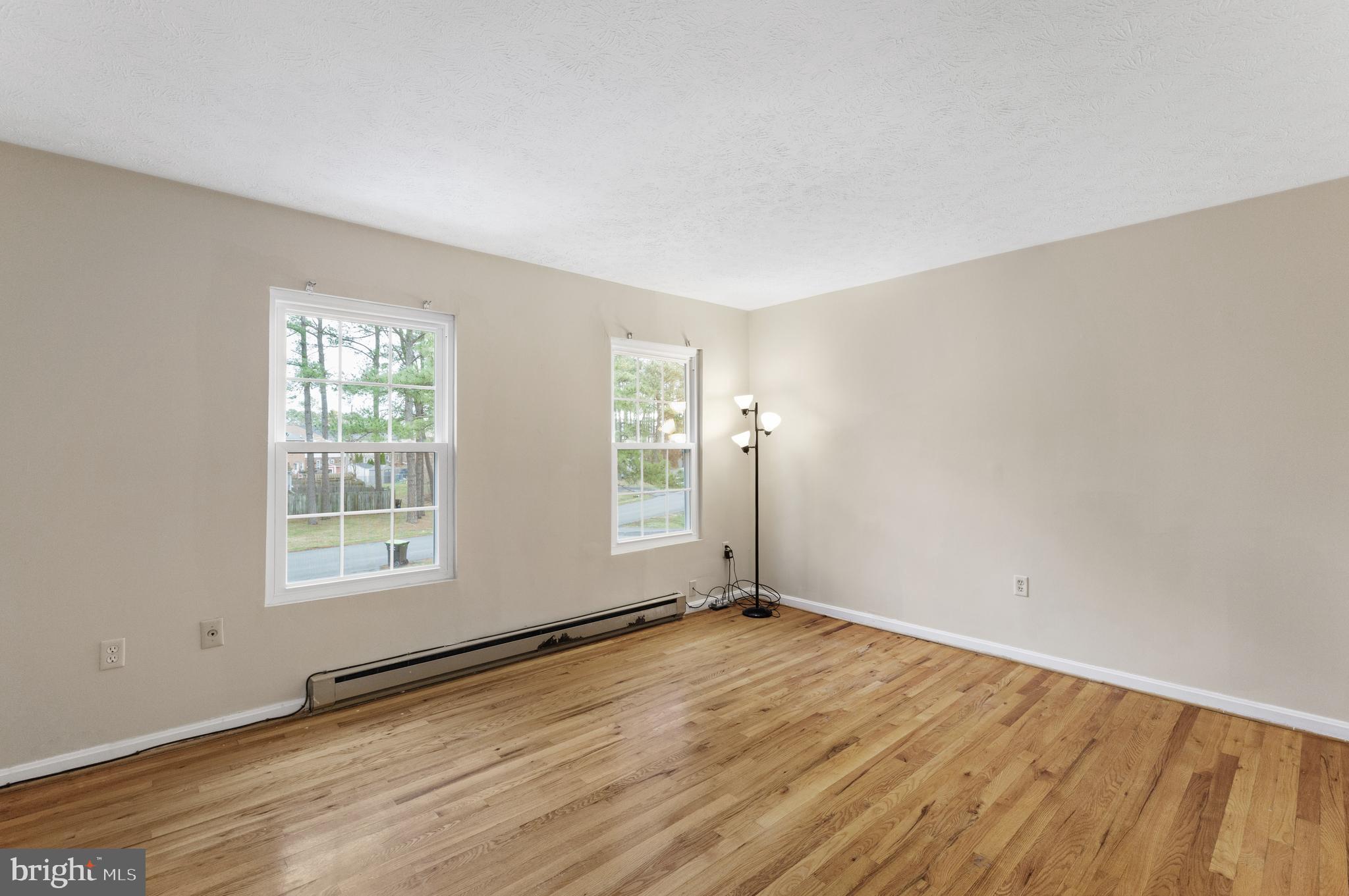 FREDERICKTOWNE TOWNHOUSE - Residential