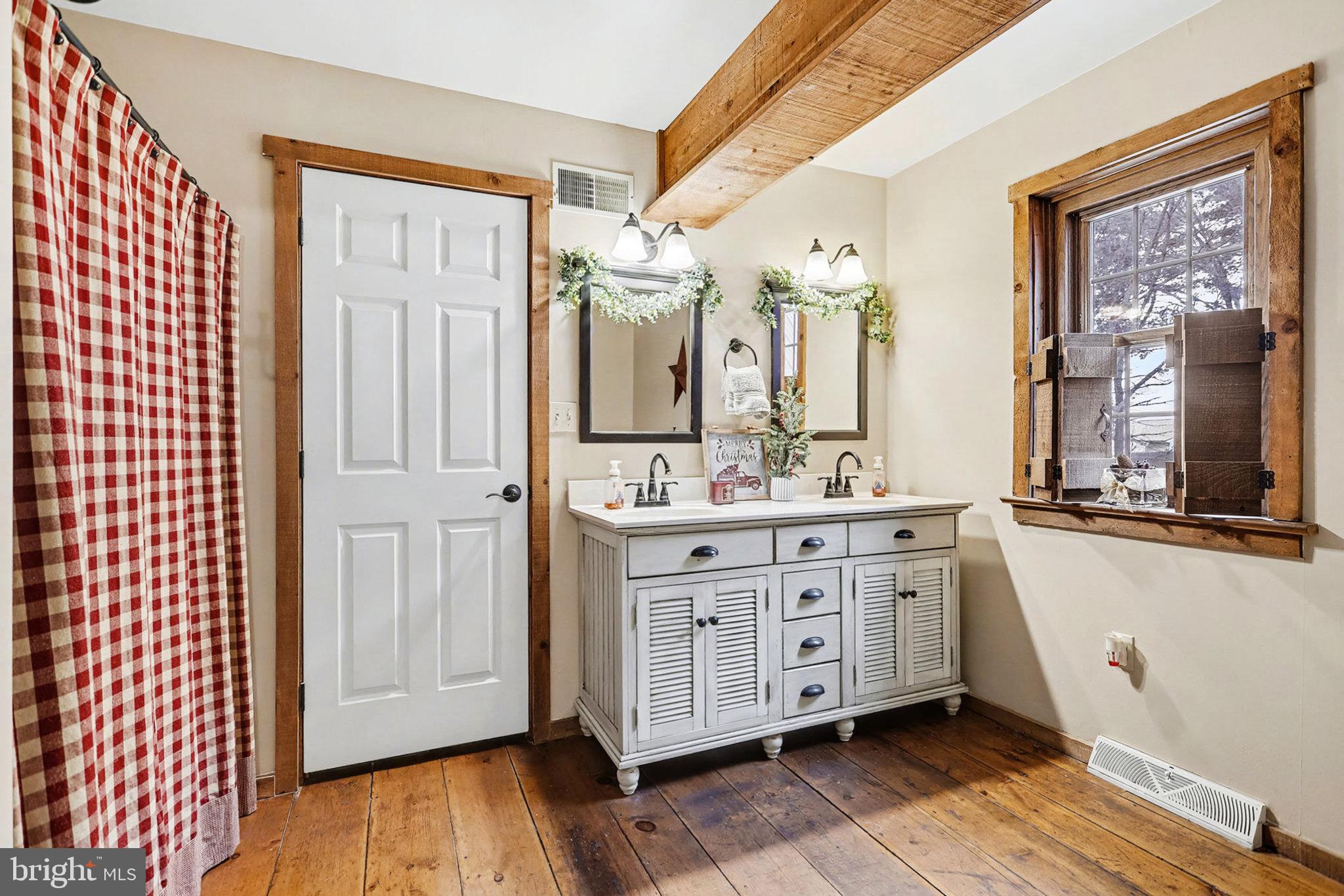 WARWICK TWP - Residential