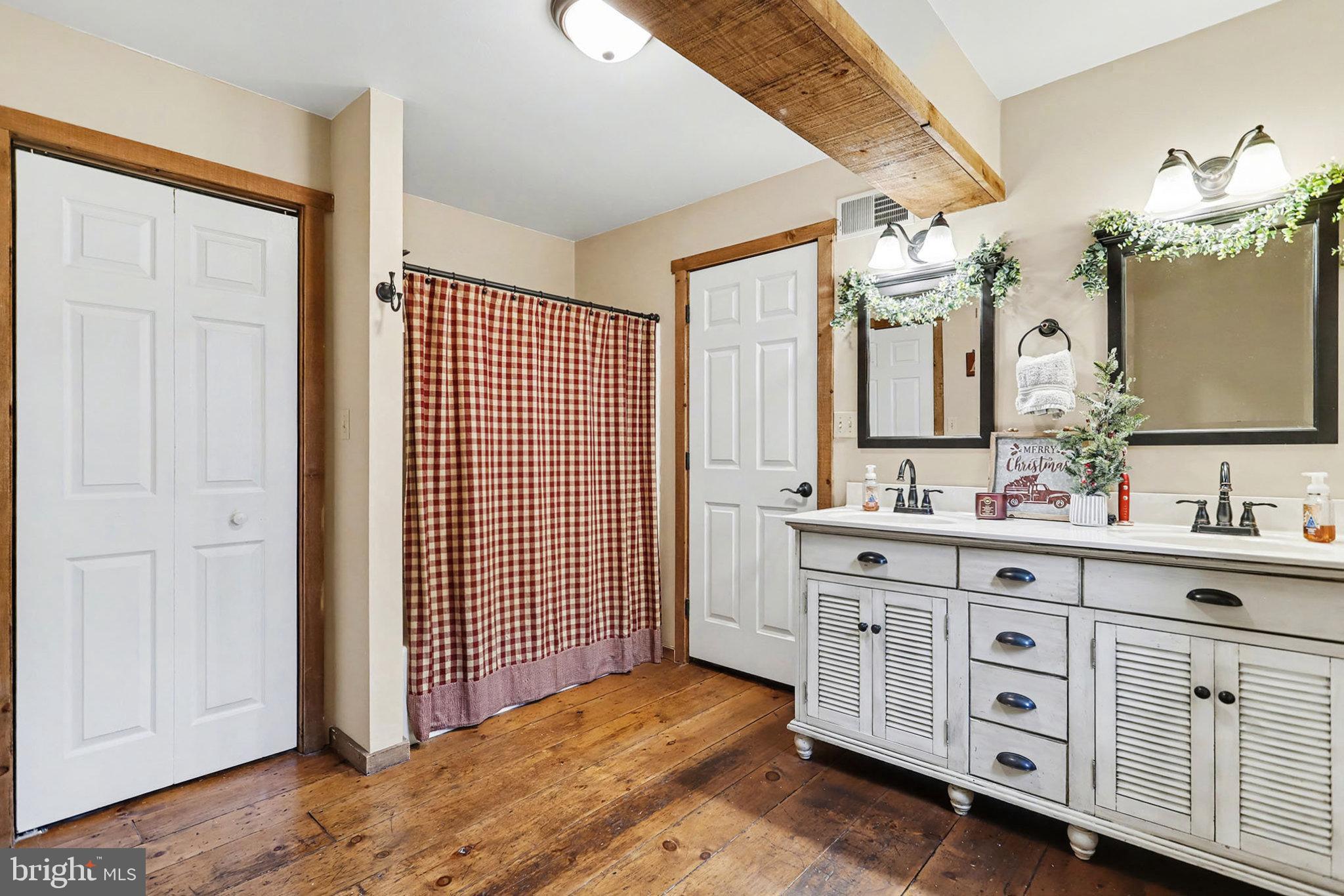 WARWICK TWP - Residential