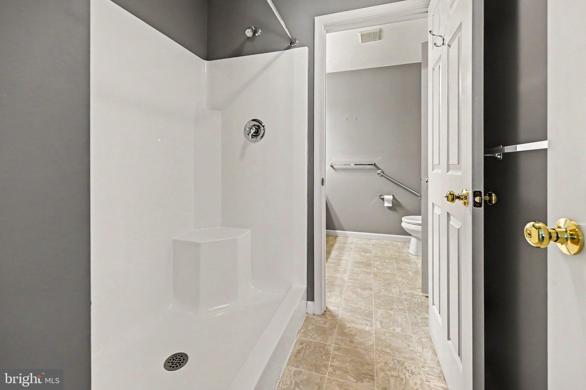 WITNEY RIDGE - Residential