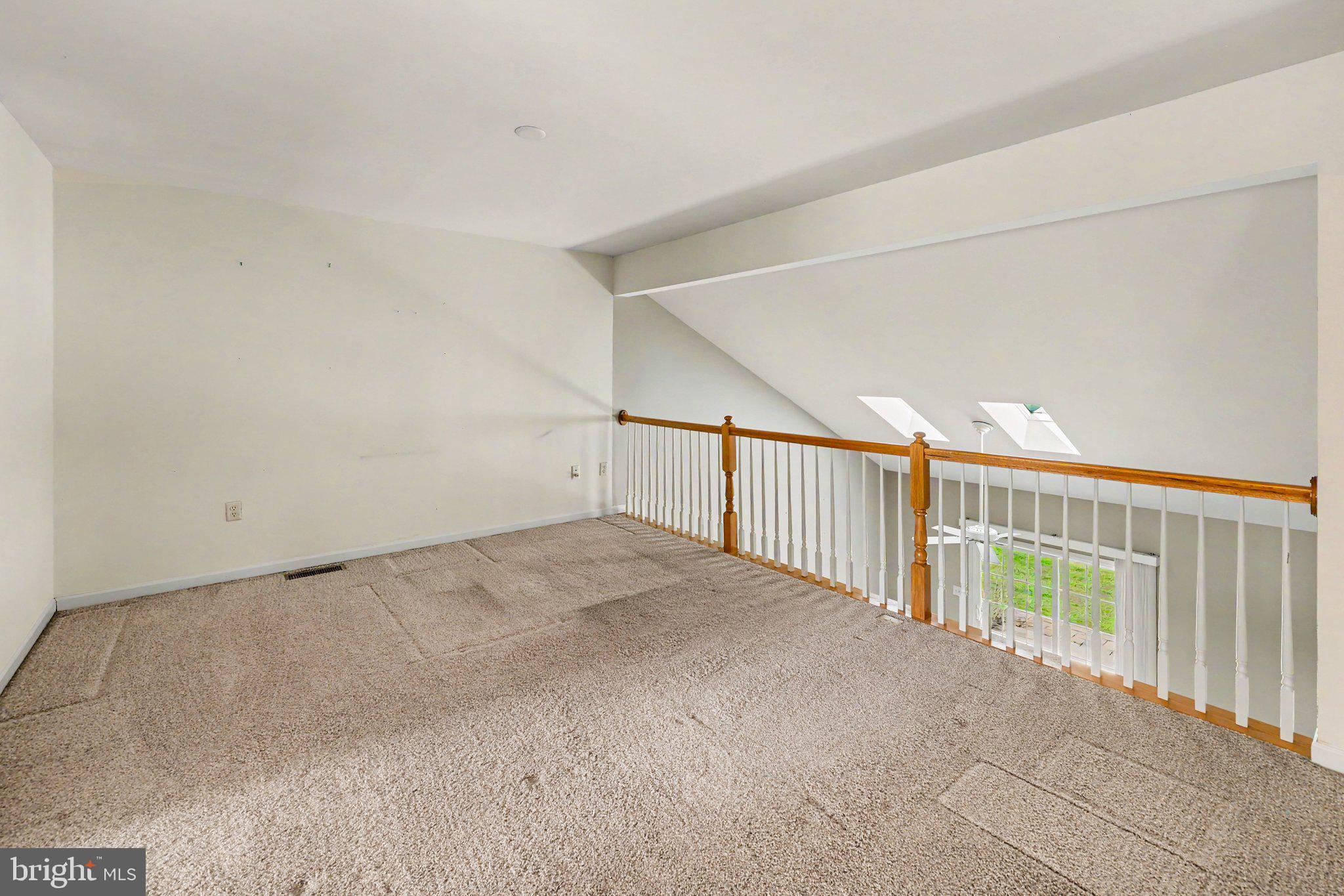 WITNEY RIDGE - Residential