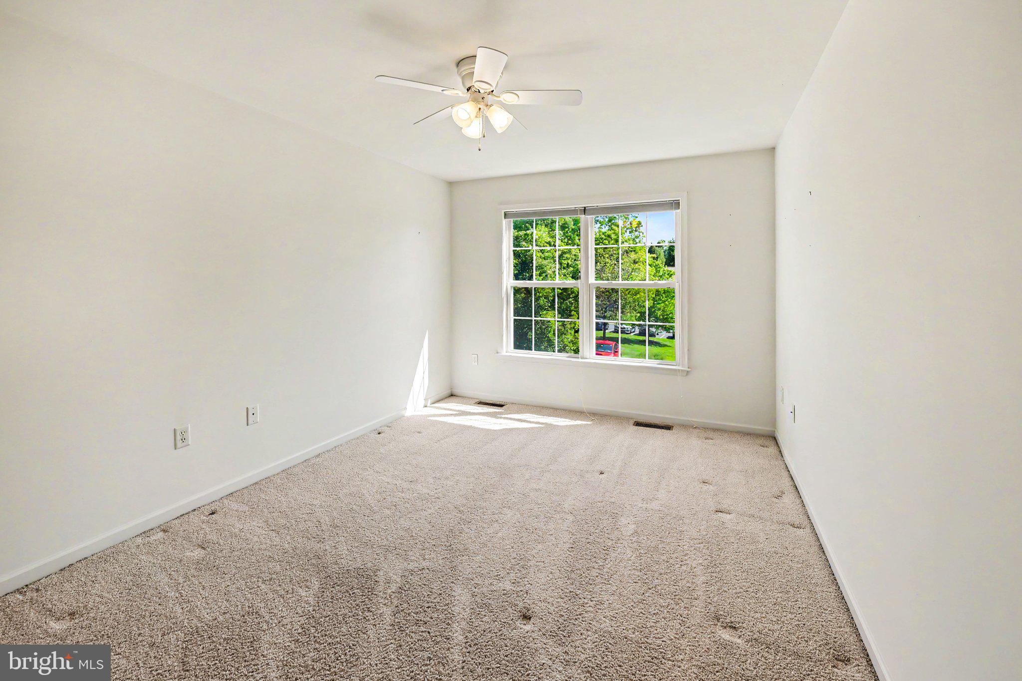WITNEY RIDGE - Residential
