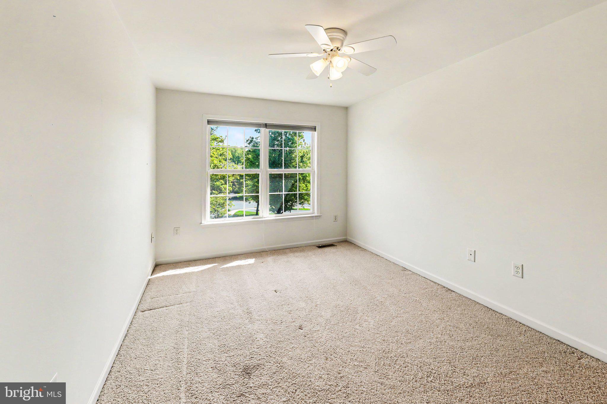 WITNEY RIDGE - Residential